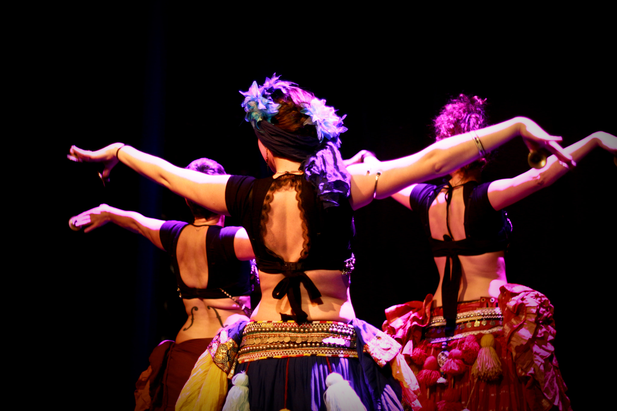 Canon EOS 100D (EOS Rebel SL1 / EOS Kiss X7) + Canon EF 50mm F1.8 II sample photo. Tribal dancers photography