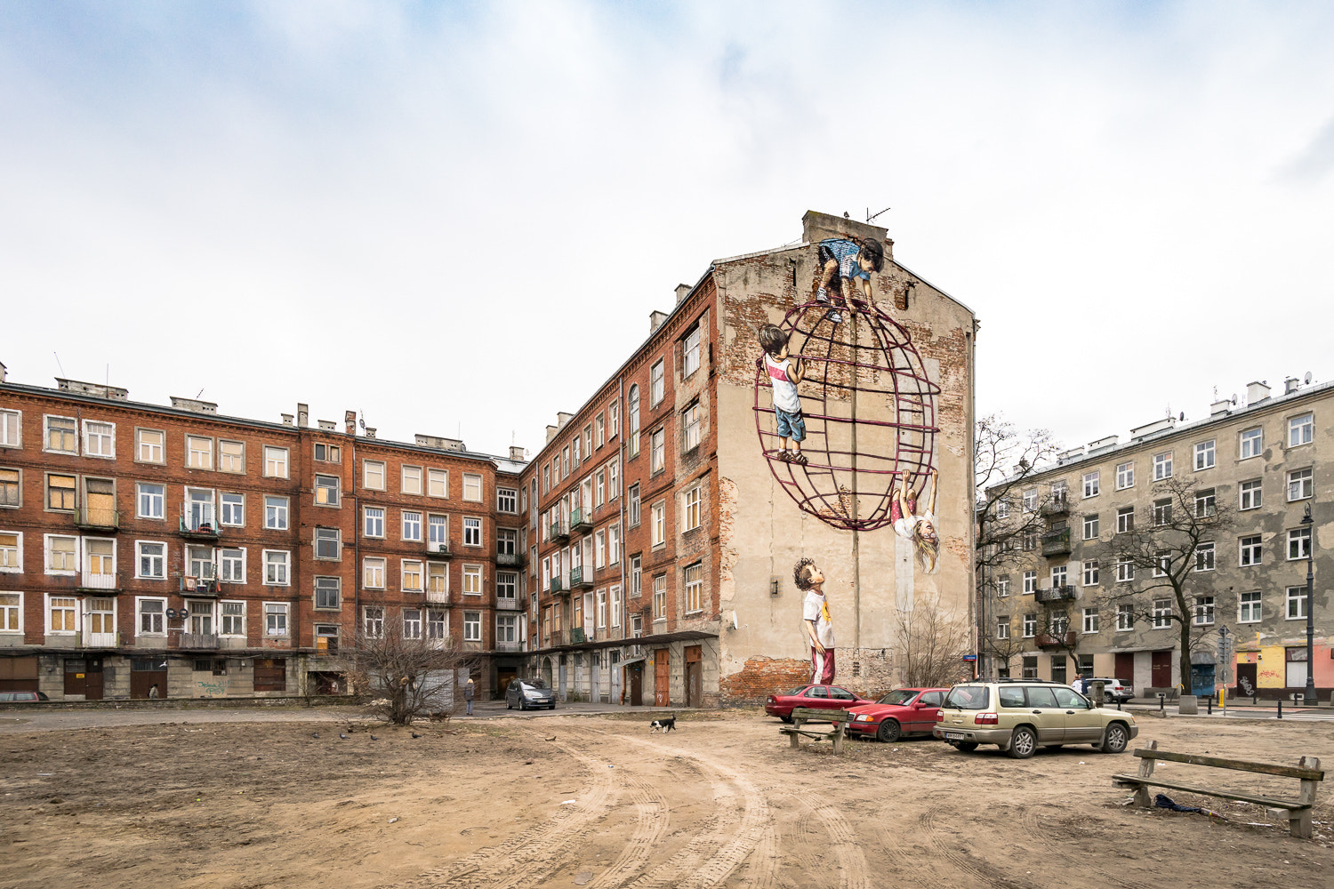Voigtlander SUPER WIDE-HELIAR 15mm F4.5 III sample photo. Street art photography