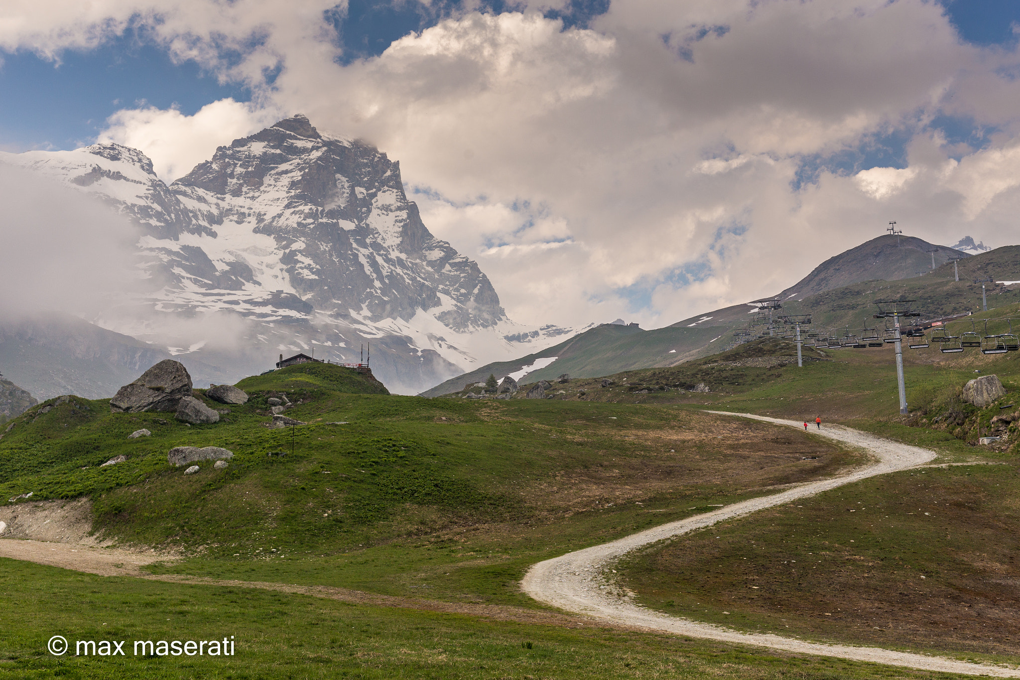 Canon EF 35mm F2 IS USM sample photo. La strada per il cervino photography