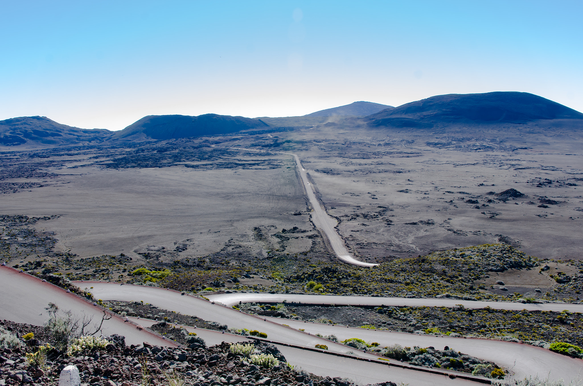 Nikon D7000 + Sigma 17-70mm F2.8-4 DC Macro OS HSM | C sample photo. Route forestière,piton de la fournaise, la réunion photography