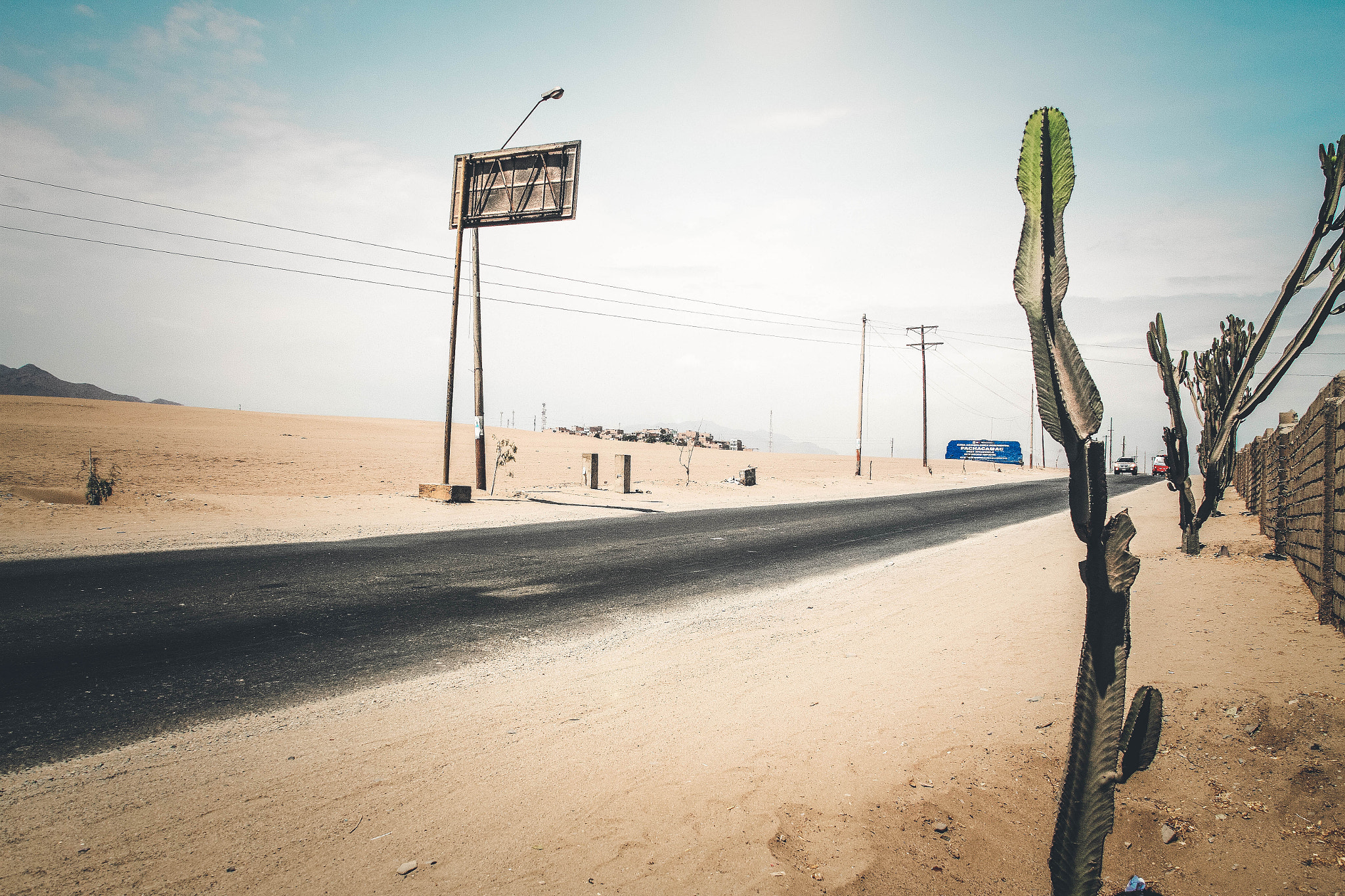 Sigma 18-200mm f/3.5-6.3 DC OS sample photo. Road to pachacamac photography