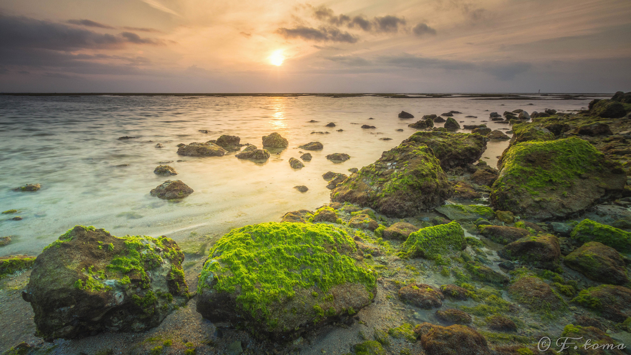 Canon EOS 80D + Sigma 10-20mm F3.5 EX DC HSM sample photo. End of the day photography