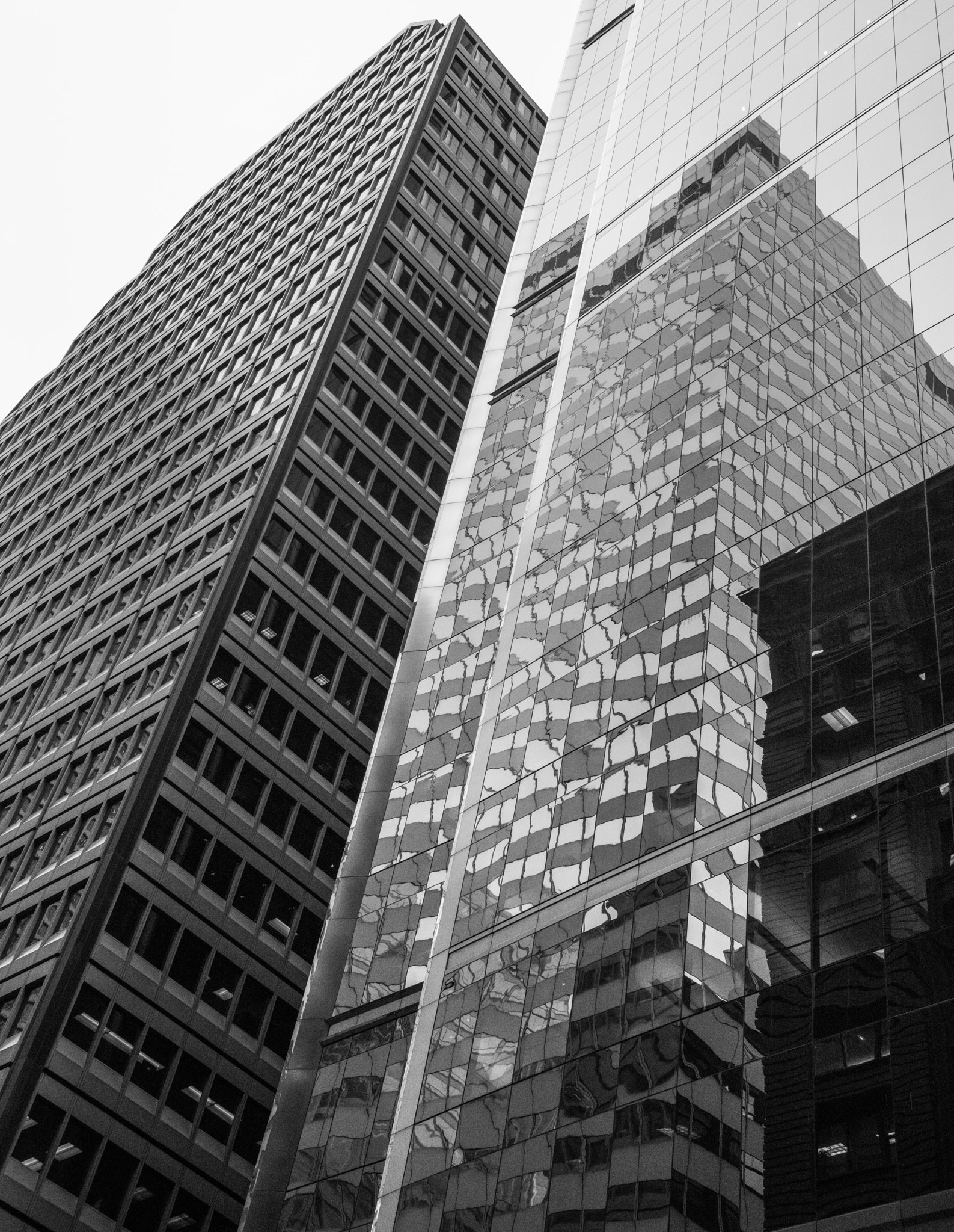 Sony a7R sample photo. Skyscraper reflexion photography