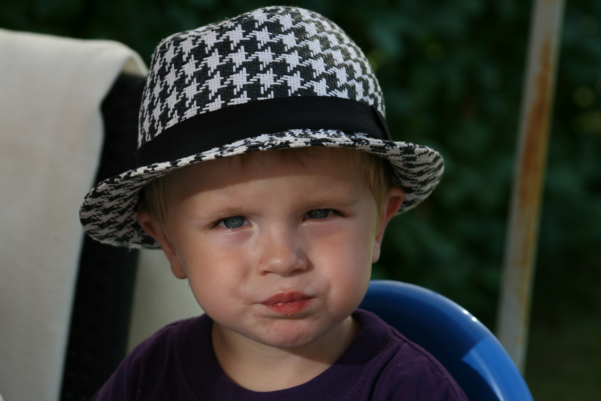 Canon EF 75-300mm f/4-5.6 USM sample photo. Grandchild photography