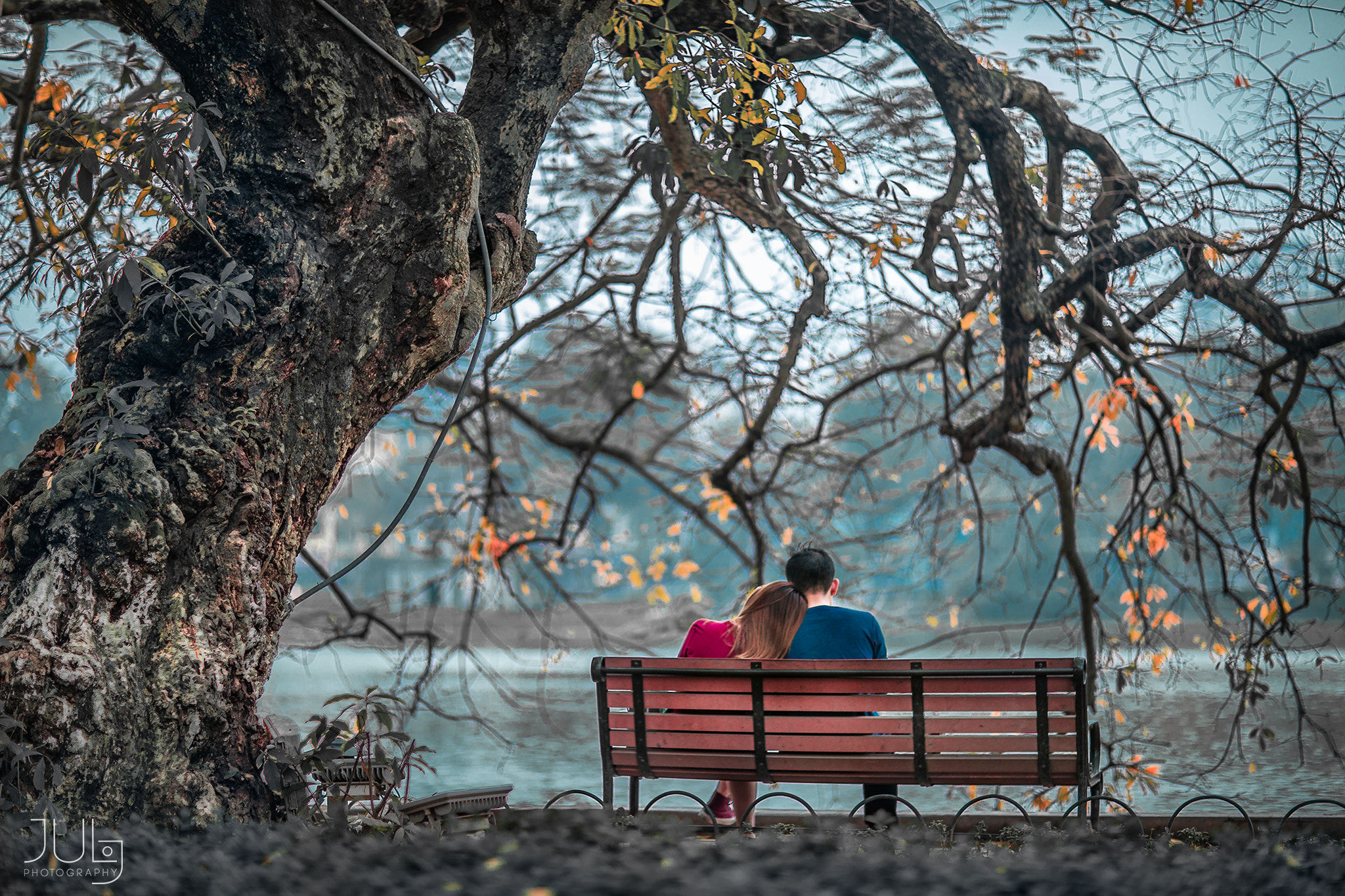 Canon EF 85mm F1.2L II USM sample photo. In love photography