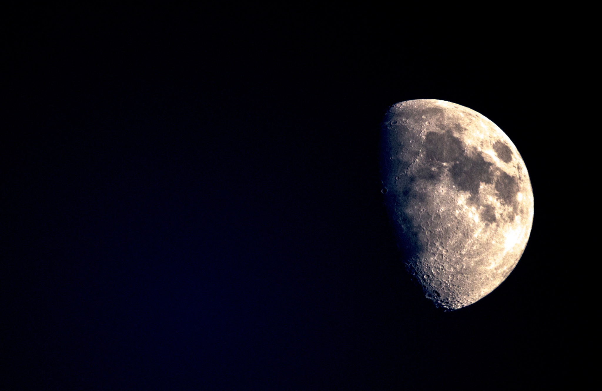 Tamron SP 150-600mm F5-6.3 Di VC USD sample photo. Moon photography