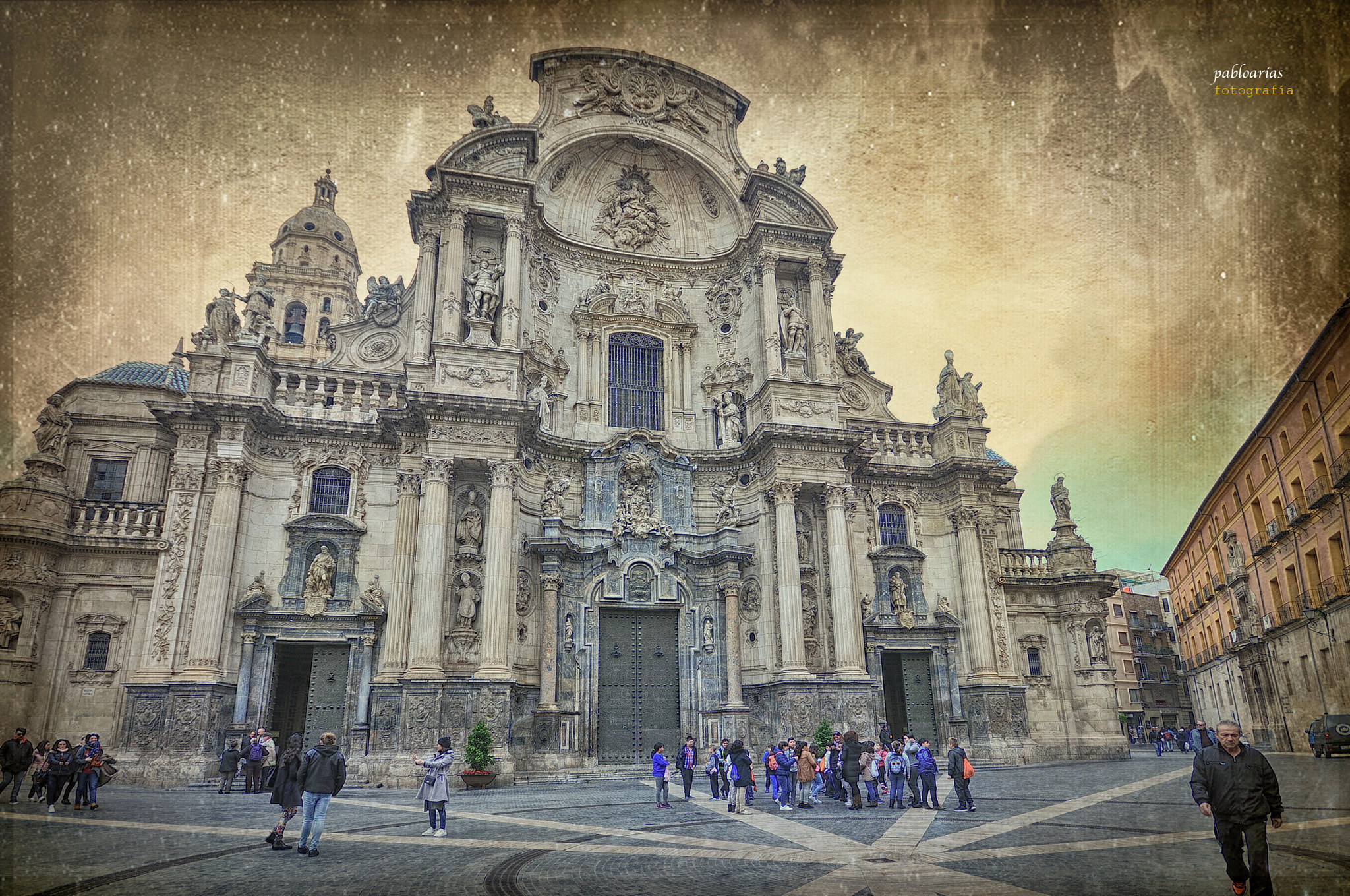 Sigma 10-20mm F4-5.6 EX DC HSM sample photo. Catedral de murcia photography