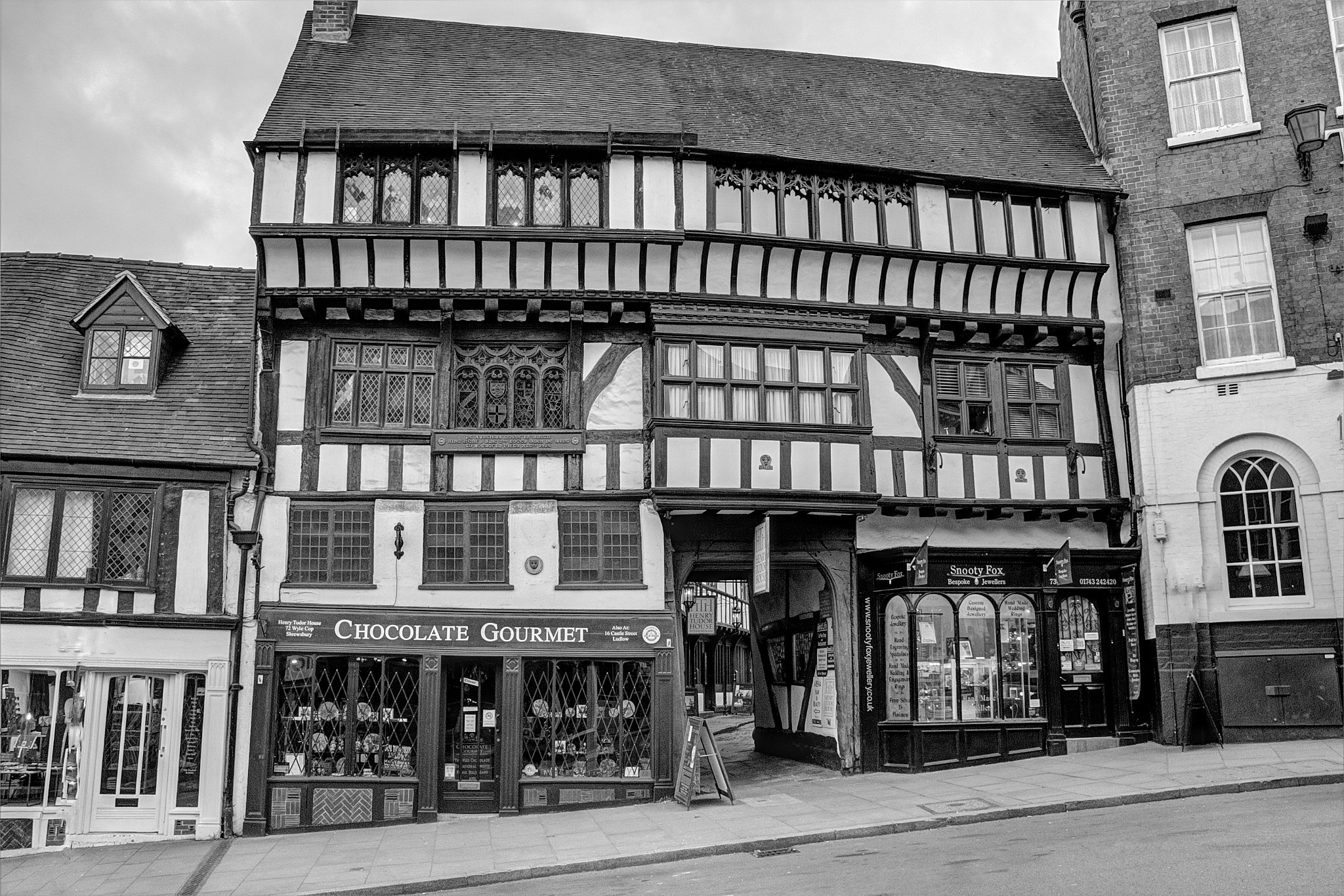 Canon EF-S 18-135mm F3.5-5.6 IS USM sample photo. Shrewsbury, shropshire, england. photography