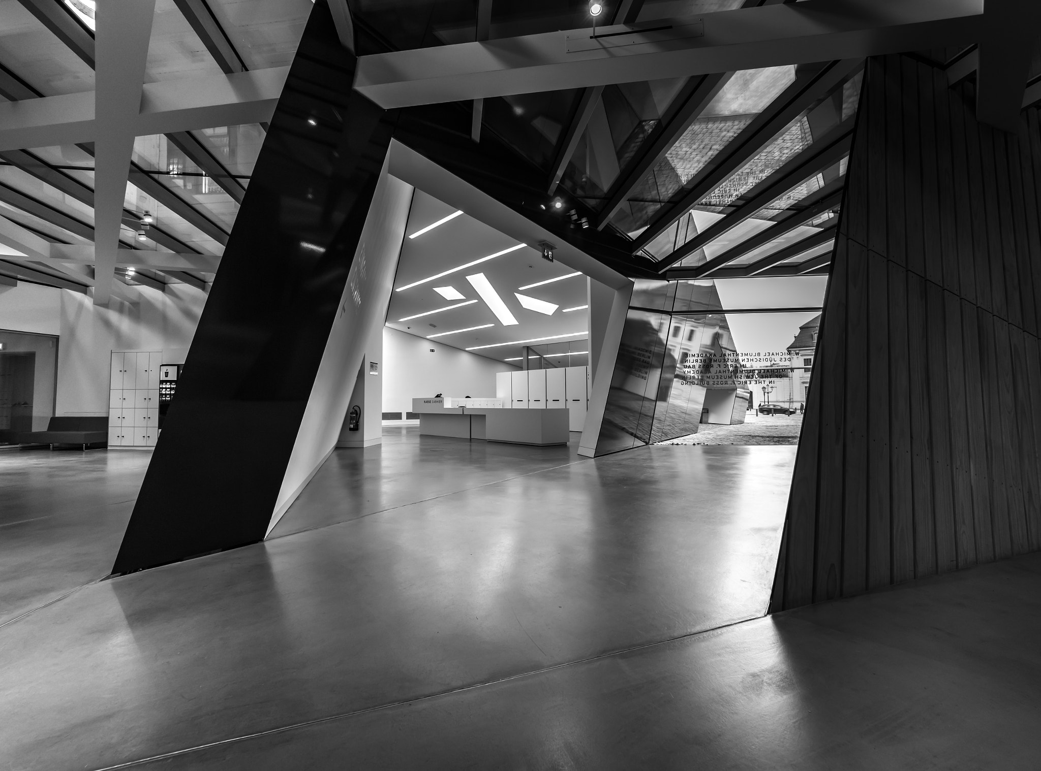 Olympus M.Zuiko Digital ED 7-14mm F2.8 PRO sample photo. W. michael blumenthal academy berlin photography