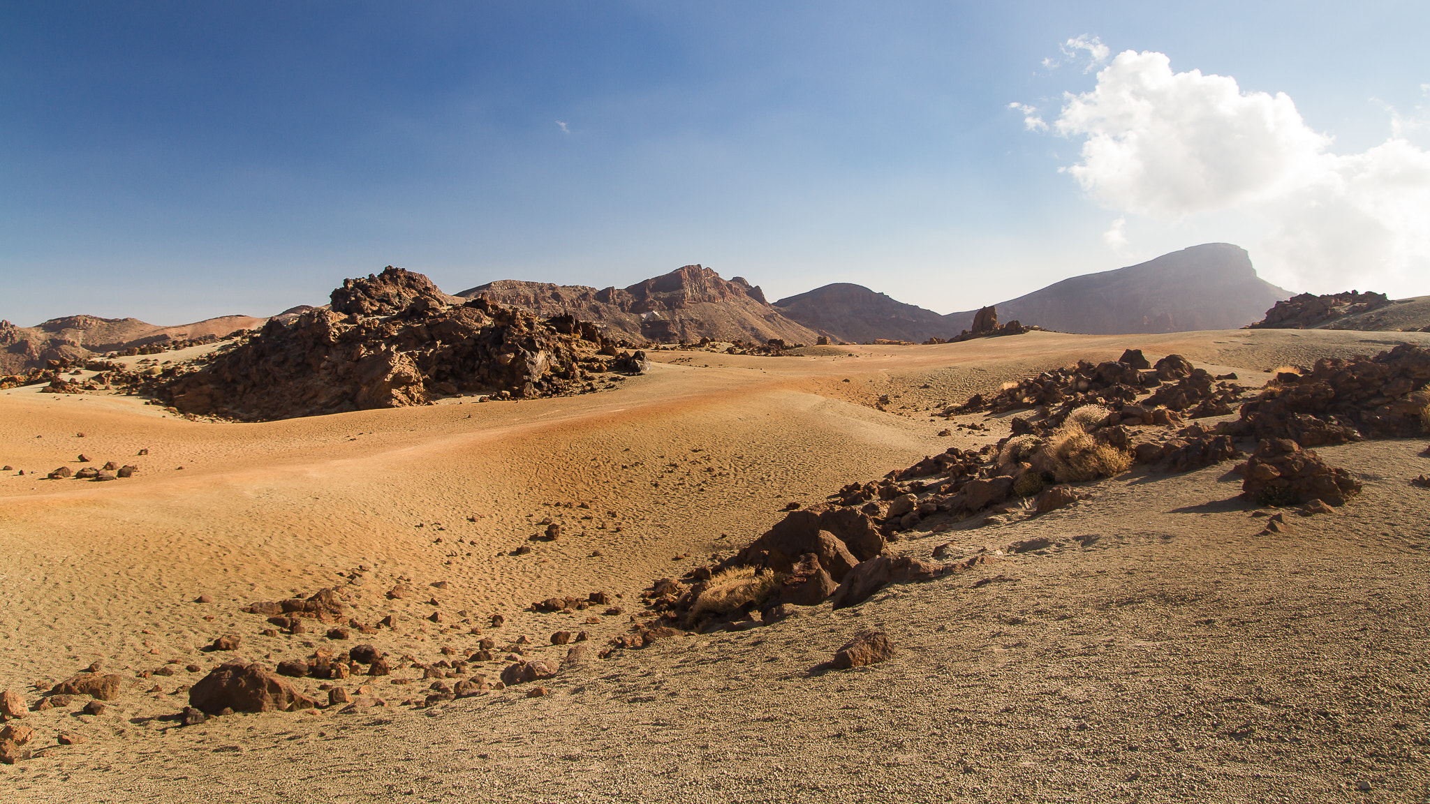 Tamron SP AF 17-50mm F2.8 XR Di II LD Aspherical (IF) sample photo. Mars landscape photography