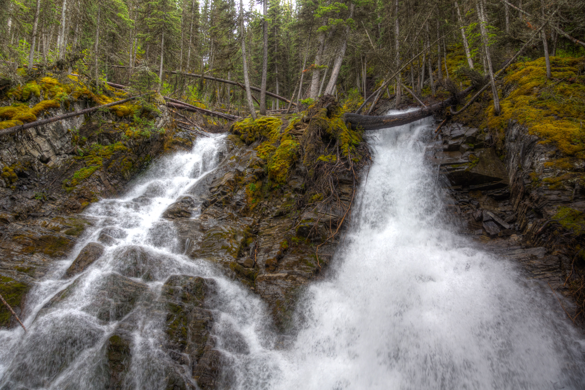 Sony SLT-A77 sample photo. Rawson lake waterfall photography
