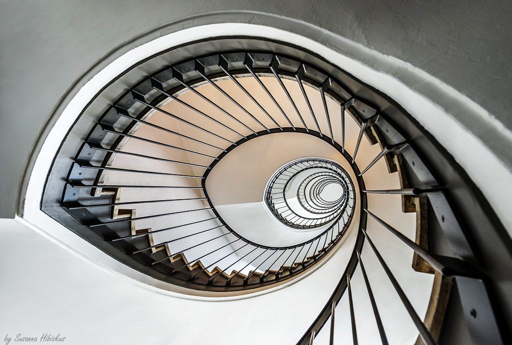 Nikon AF-S Nikkor 14-24mm F2.8G ED sample photo. Munich - staircase photography