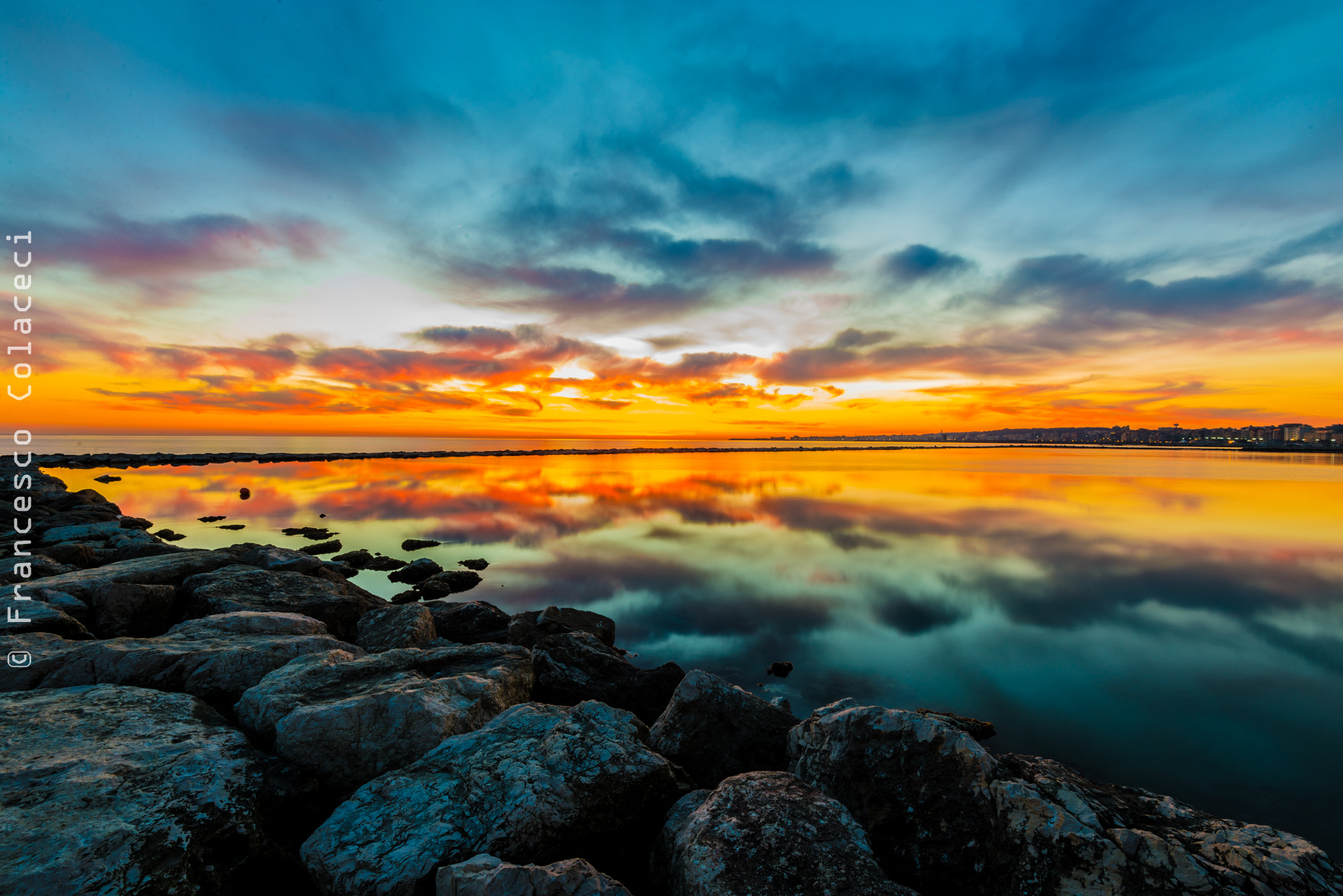 Nikon AF-S Nikkor 16-35mm F4G ED VR sample photo. Sunset at nettuno photography
