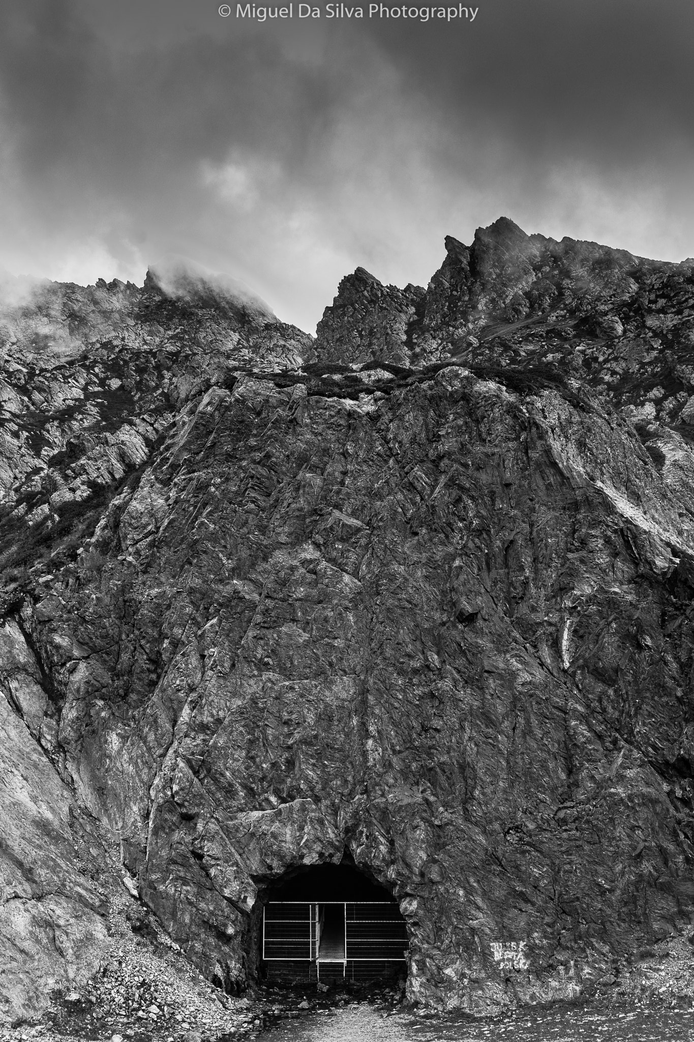 Sony Alpha DSLR-A900 + Sony Vario-Sonnar T* 16-35mm F2.8 ZA SSM sample photo. Cave in ordino arcalis - andorra photography