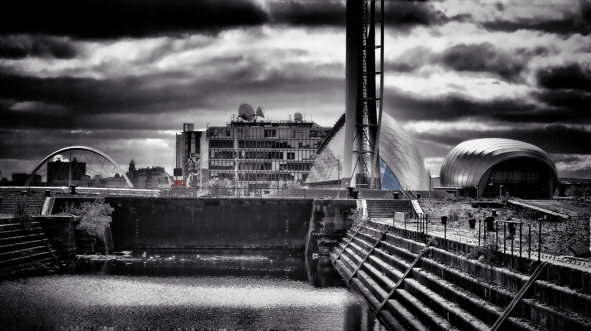 Olympus OM-D E-M1 sample photo. Govan graving docks photography