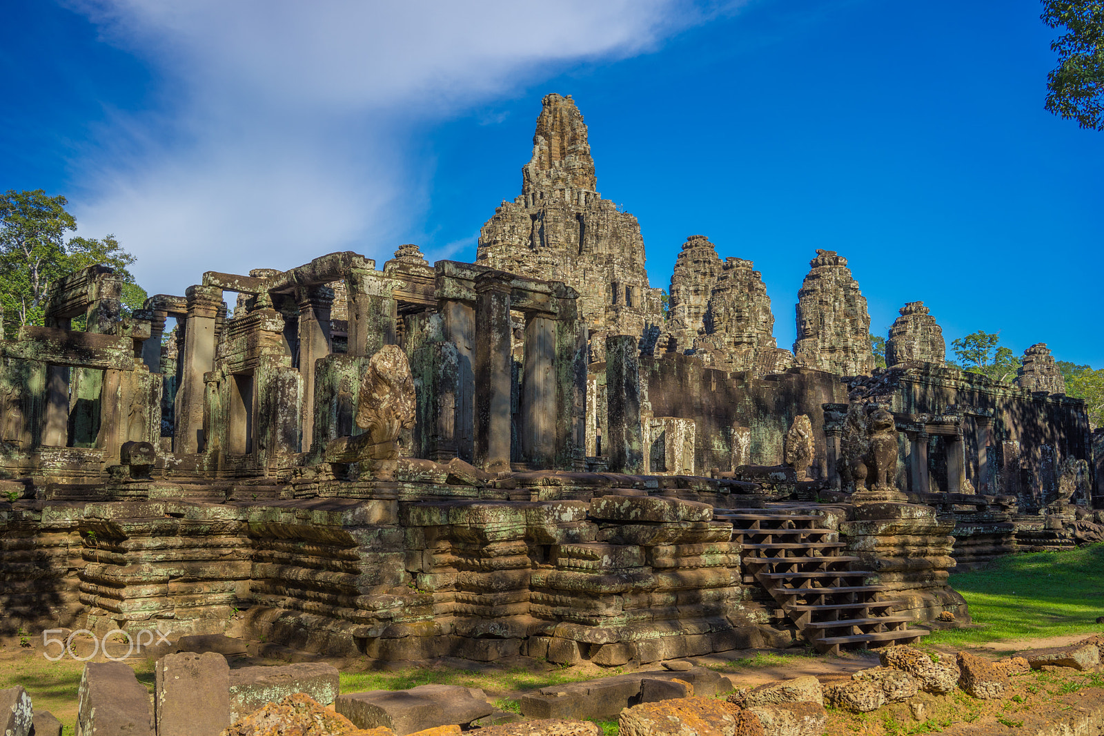 Sony a7 II + Sony Sonnar T* FE 35mm F2.8 ZA sample photo. Angkor wat photography