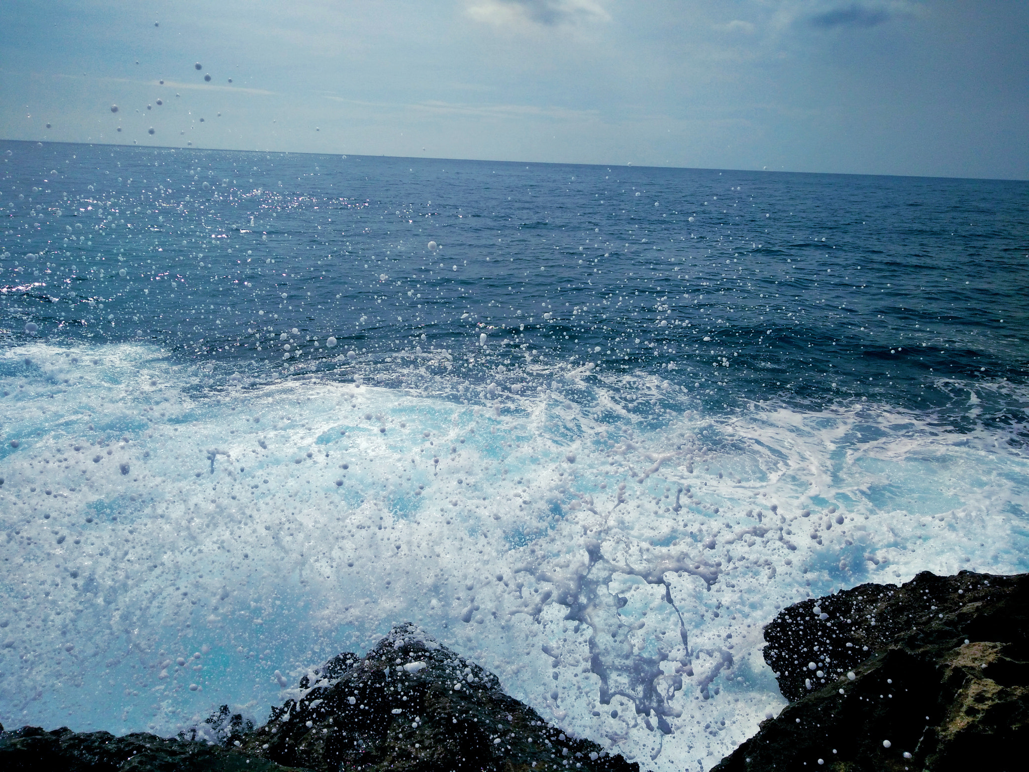 OnePlus ONE E1003 sample photo. Sea  photography