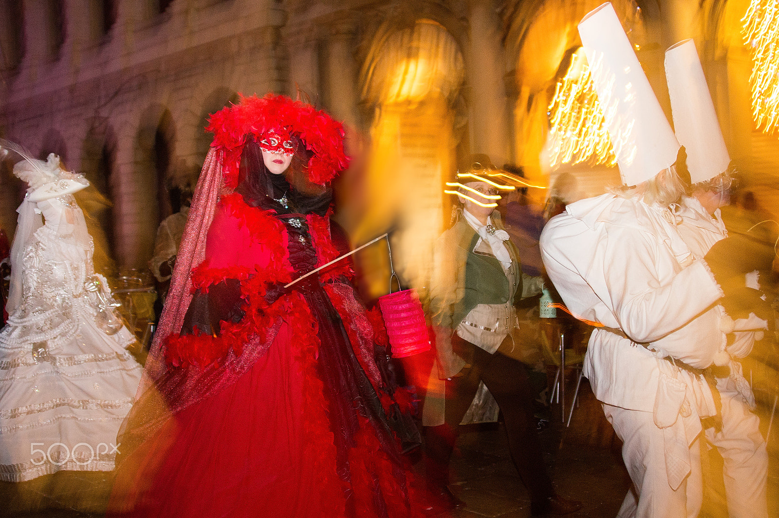 Sigma 17-70mm F2.8-4.5 (D) sample photo. Venice: madness carnival photography