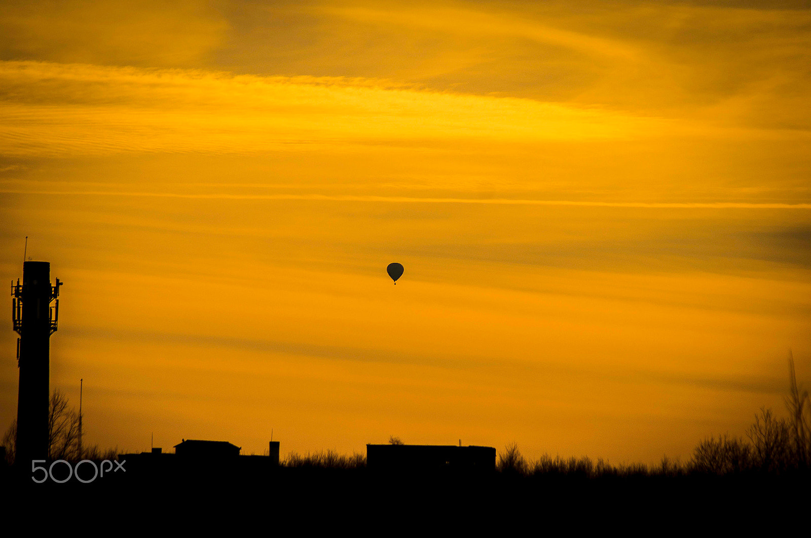 Sony 75-300mm F4.5-5.6 sample photo. Sunset in a hot air balloon ! photography