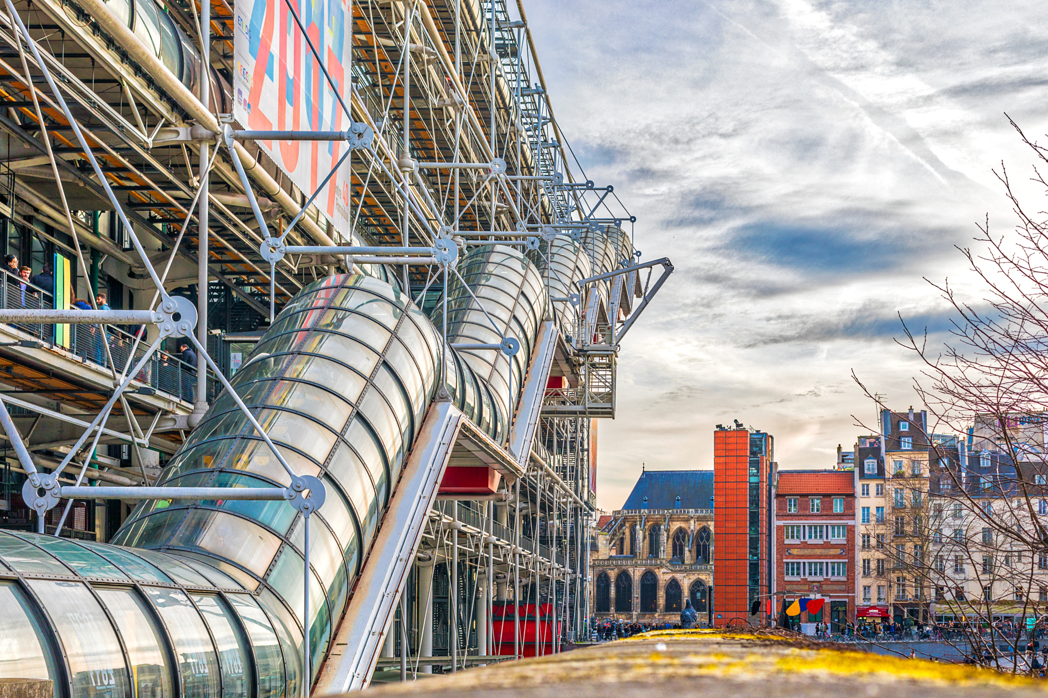Canon EF 50mm F1.4 USM sample photo. The tube - pompidou center photography