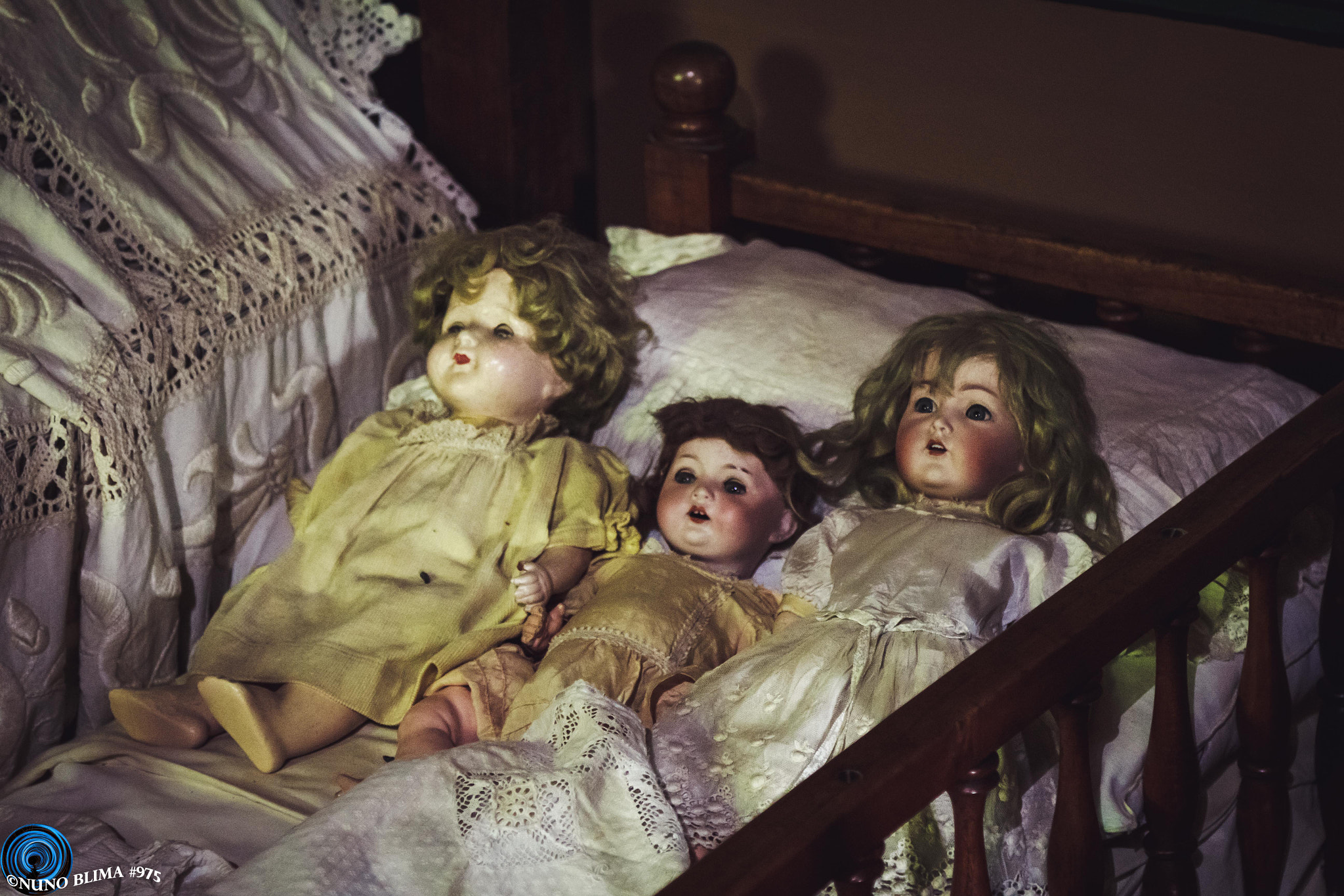 Canon EOS 550D (EOS Rebel T2i / EOS Kiss X4) + Canon EF 24-105mm F4L IS USM sample photo. Creepy dolls photography