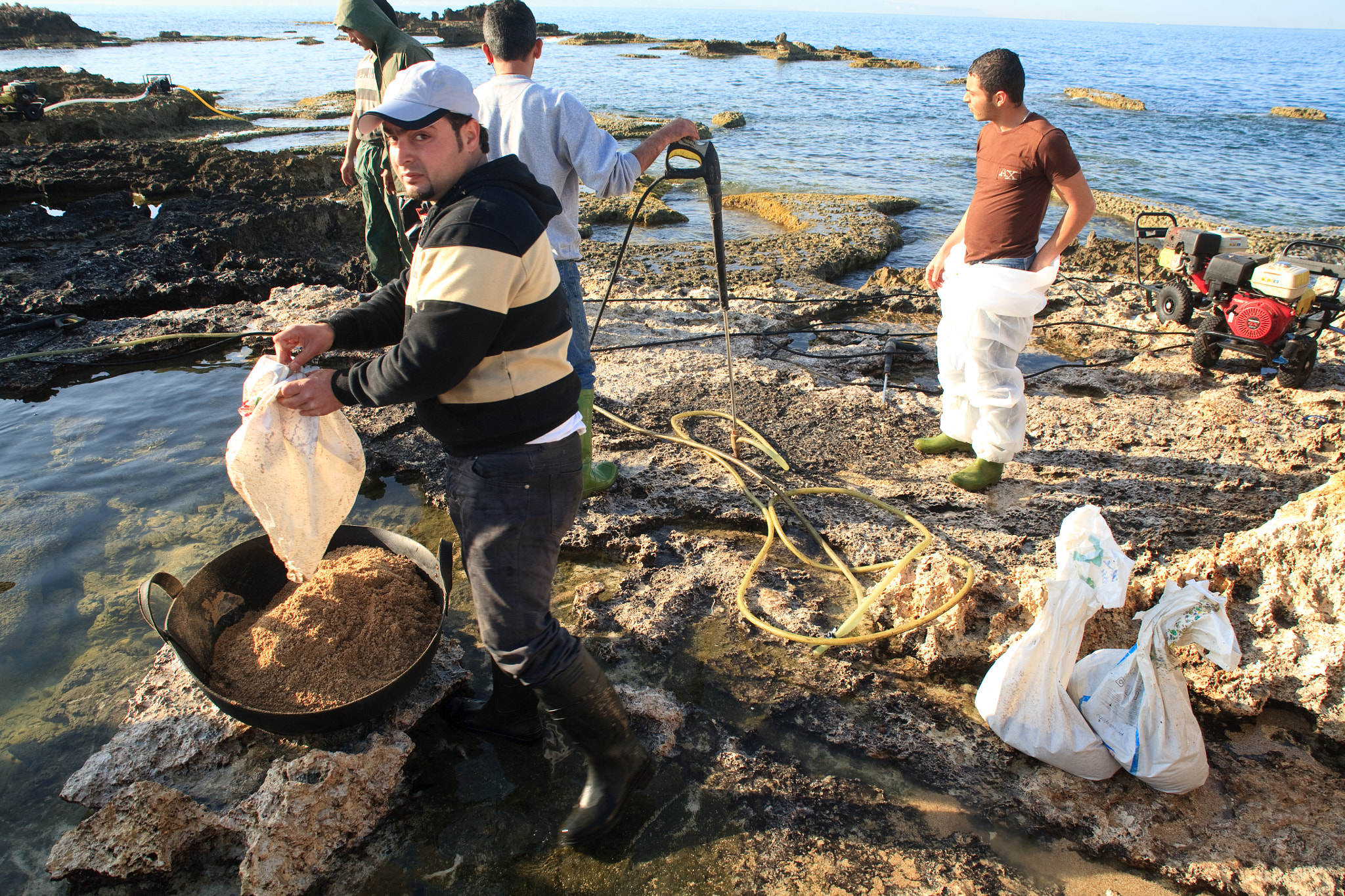 Canon EOS 5D sample photo. Rabbit island cleanup photography