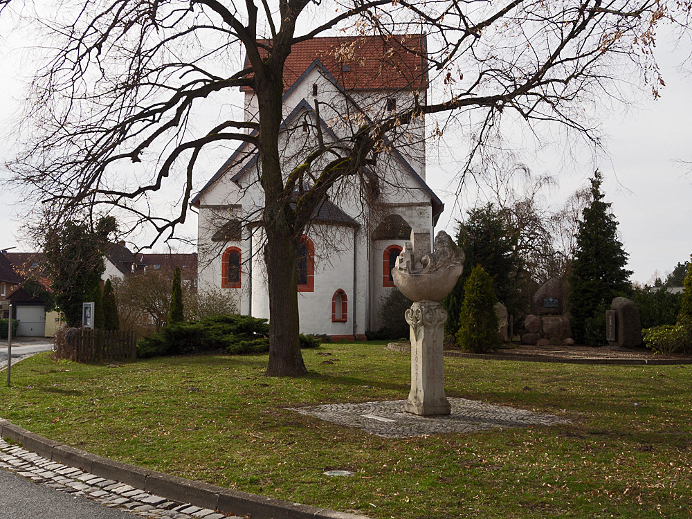 Olympus OM-D E-M5 sample photo. Evangelisch-lutherische kirche bs-melverode photography