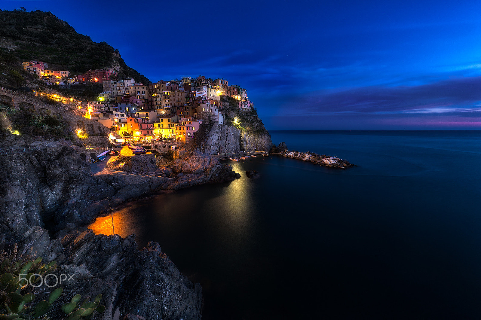 Nikon D4 + Tamron SP 15-30mm F2.8 Di VC USD sample photo. Blue hour in manarola... photography