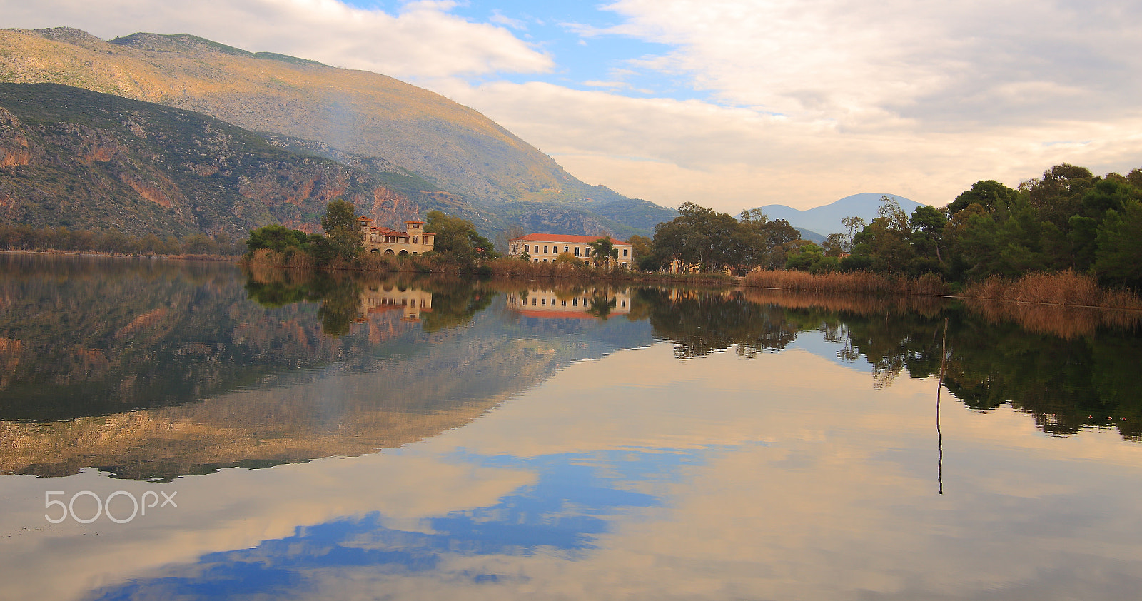 Canon EF-S 17-85mm F4-5.6 IS USM sample photo. West greece photography