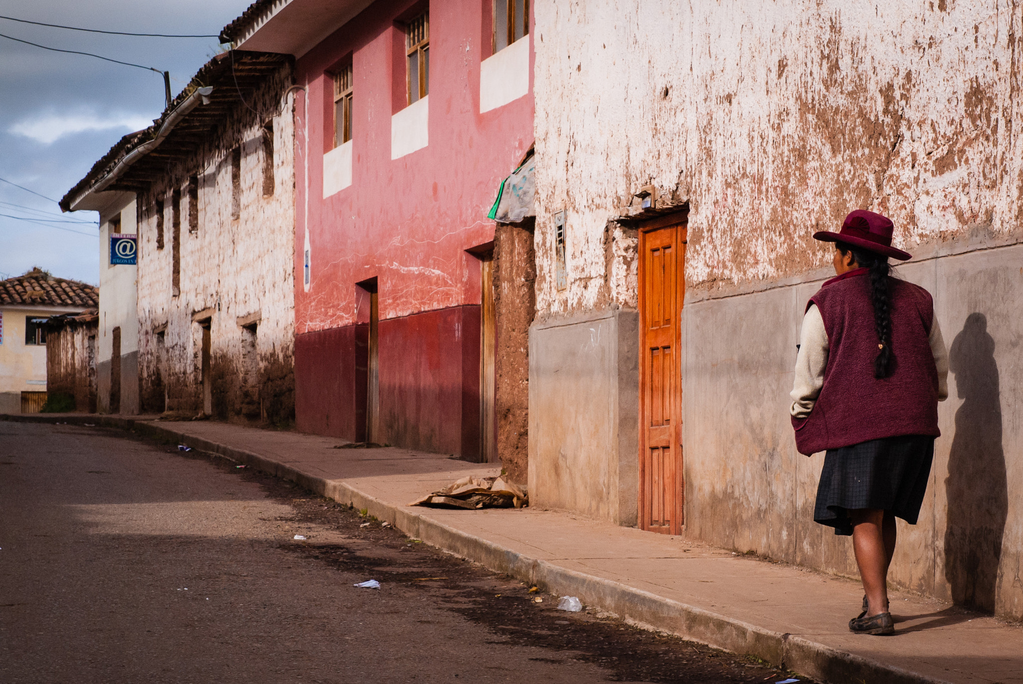 Sony Alpha DSLR-A300 sample photo. Colors of peru photography