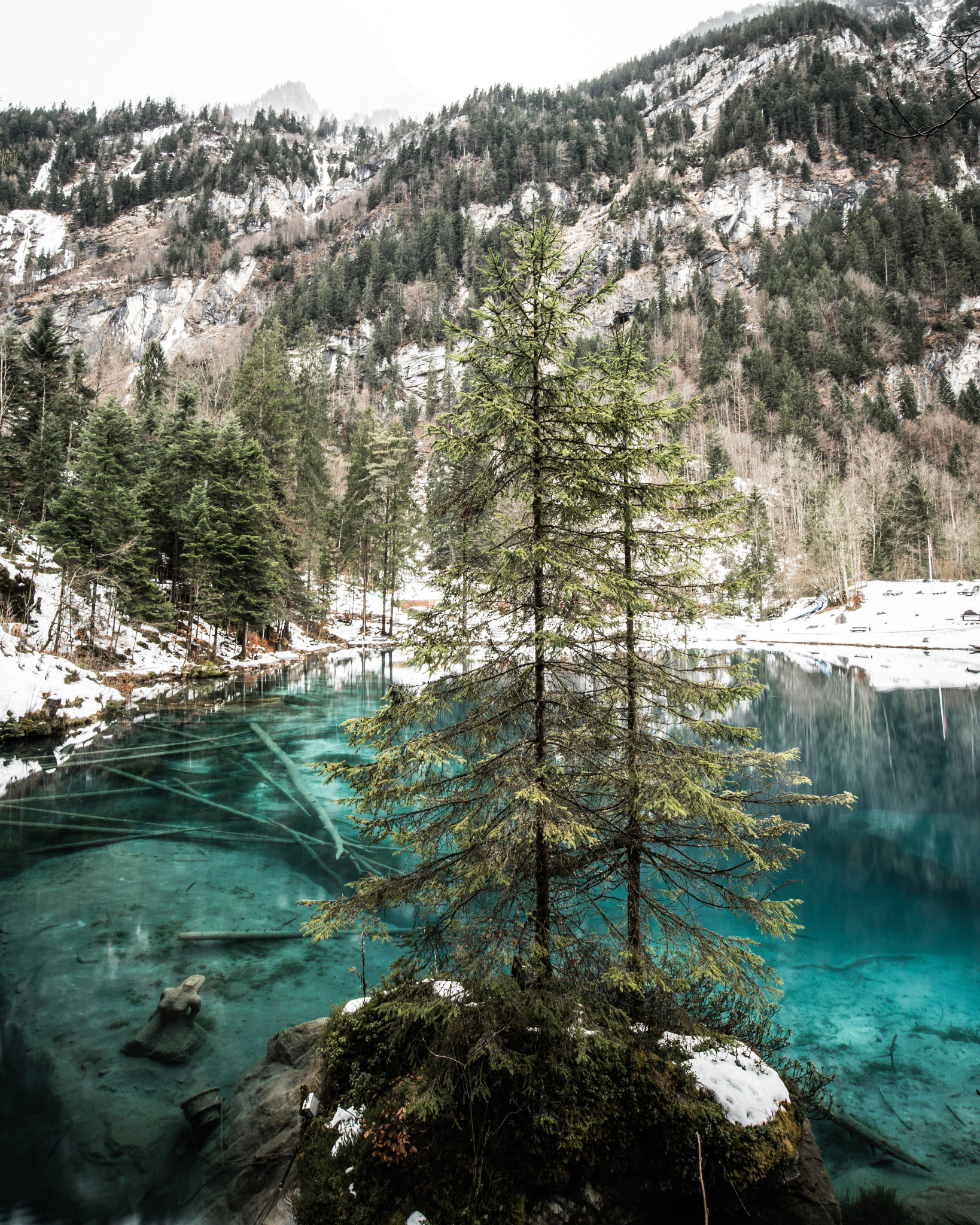 Nikon D750 + Nikon AF-S Nikkor 18-35mm F3.5-4.5G ED sample photo. Blausee switzerland a beautiful place photography