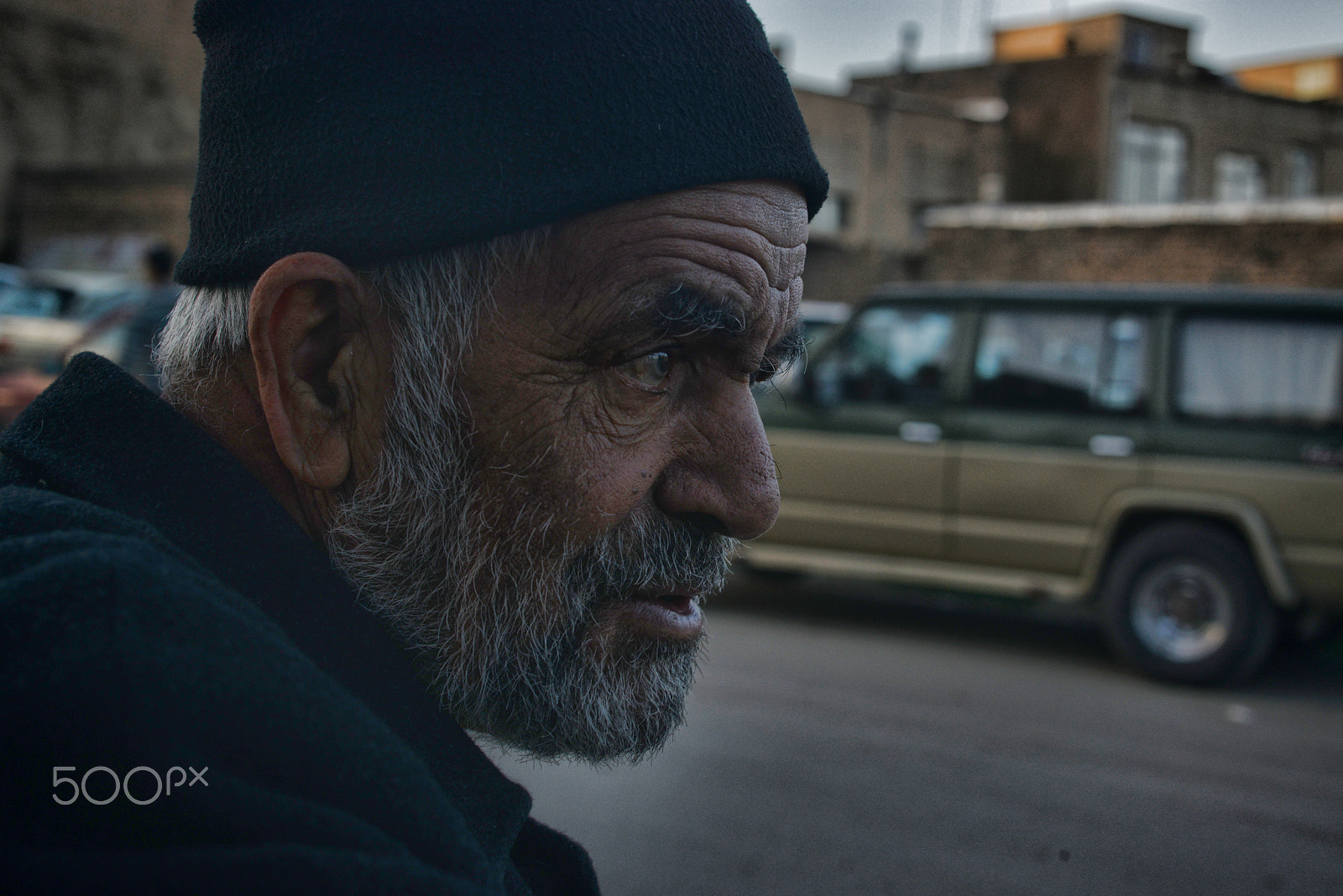 Nikon D800 + Nikon AF-S Nikkor 50mm F1.4G sample photo. Old man photography