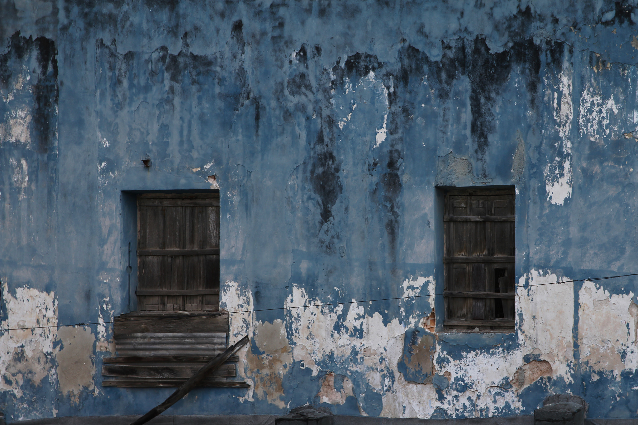 Canon EOS 550D (EOS Rebel T2i / EOS Kiss X4) sample photo. La habana, colored wall photography