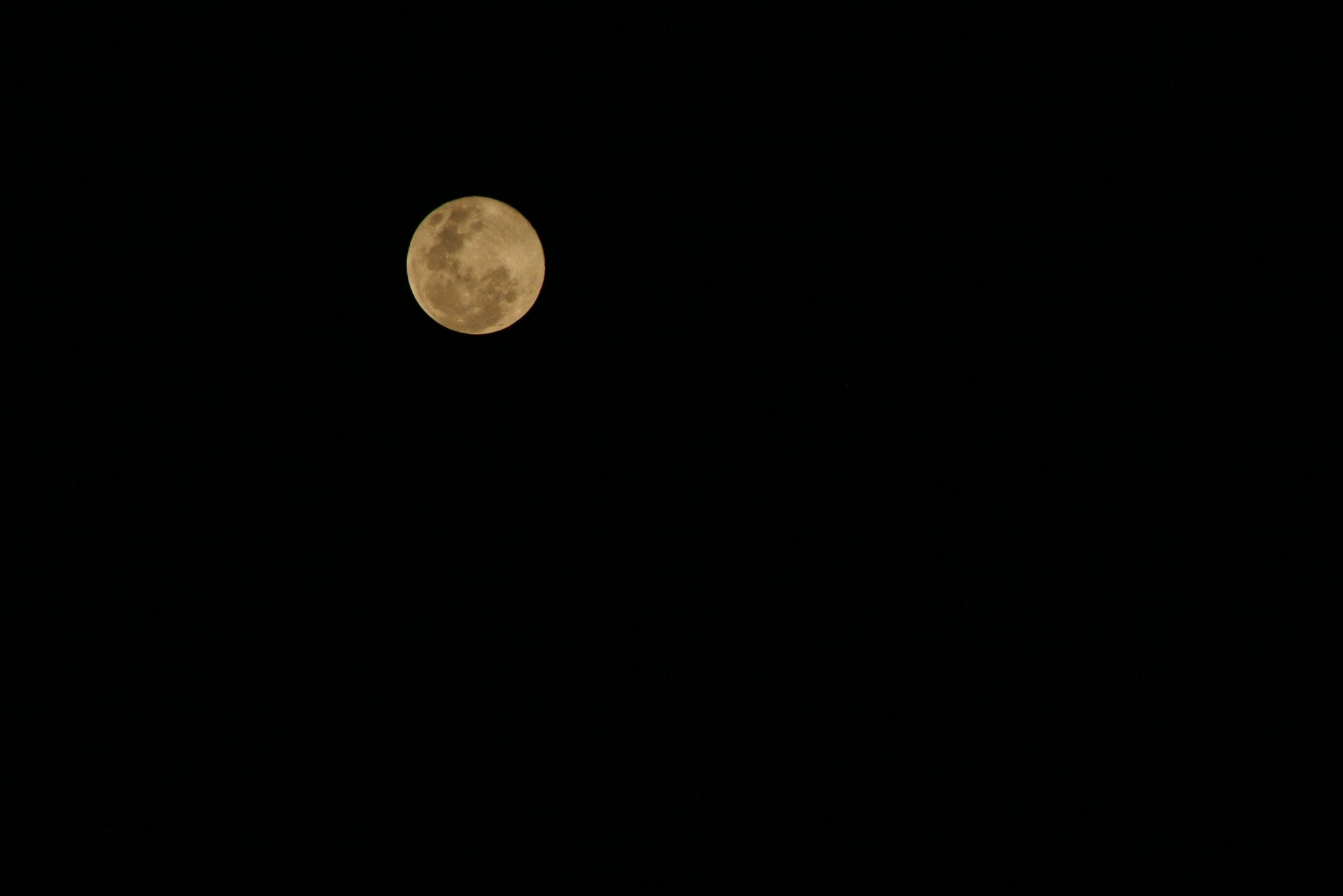 Sony Alpha DSLR-A700 + Tamron Lens (255) sample photo. Super moon over mopani photography