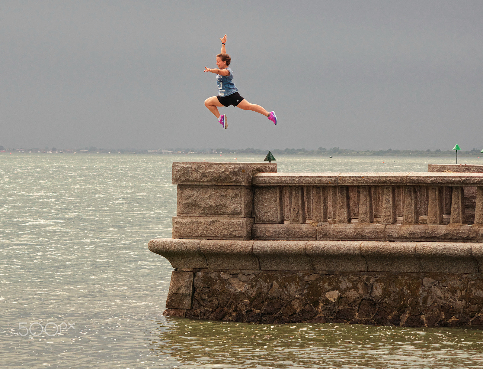 smc PENTAX-DA L 55-300mmF4-5.8ED sample photo. The jump photography