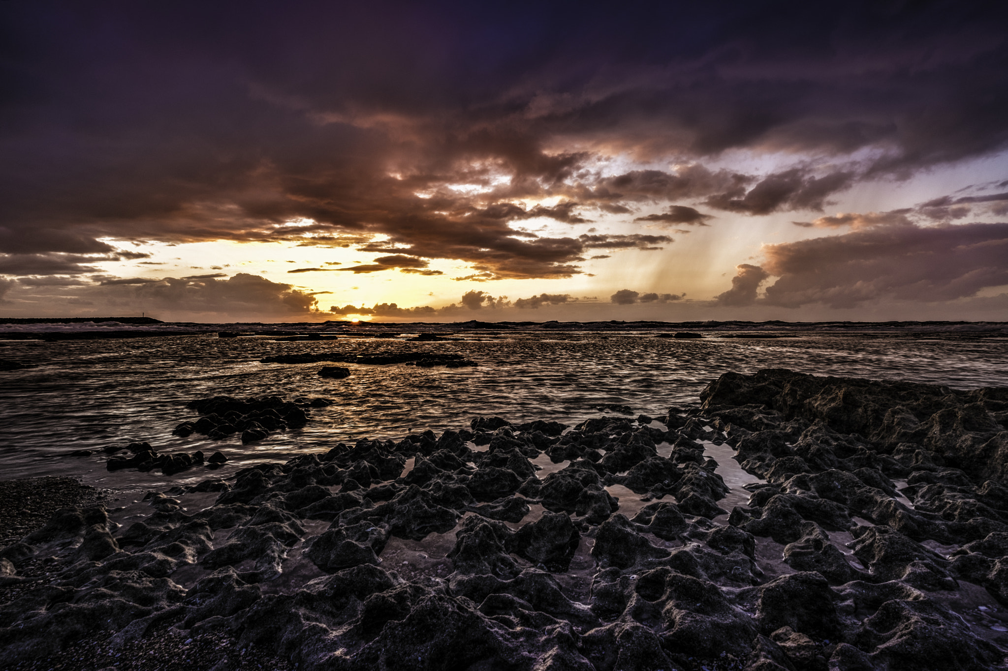 Fujifilm X-T2 + Fujifilm XF 10-24mm F4 R OIS sample photo. After the red photography