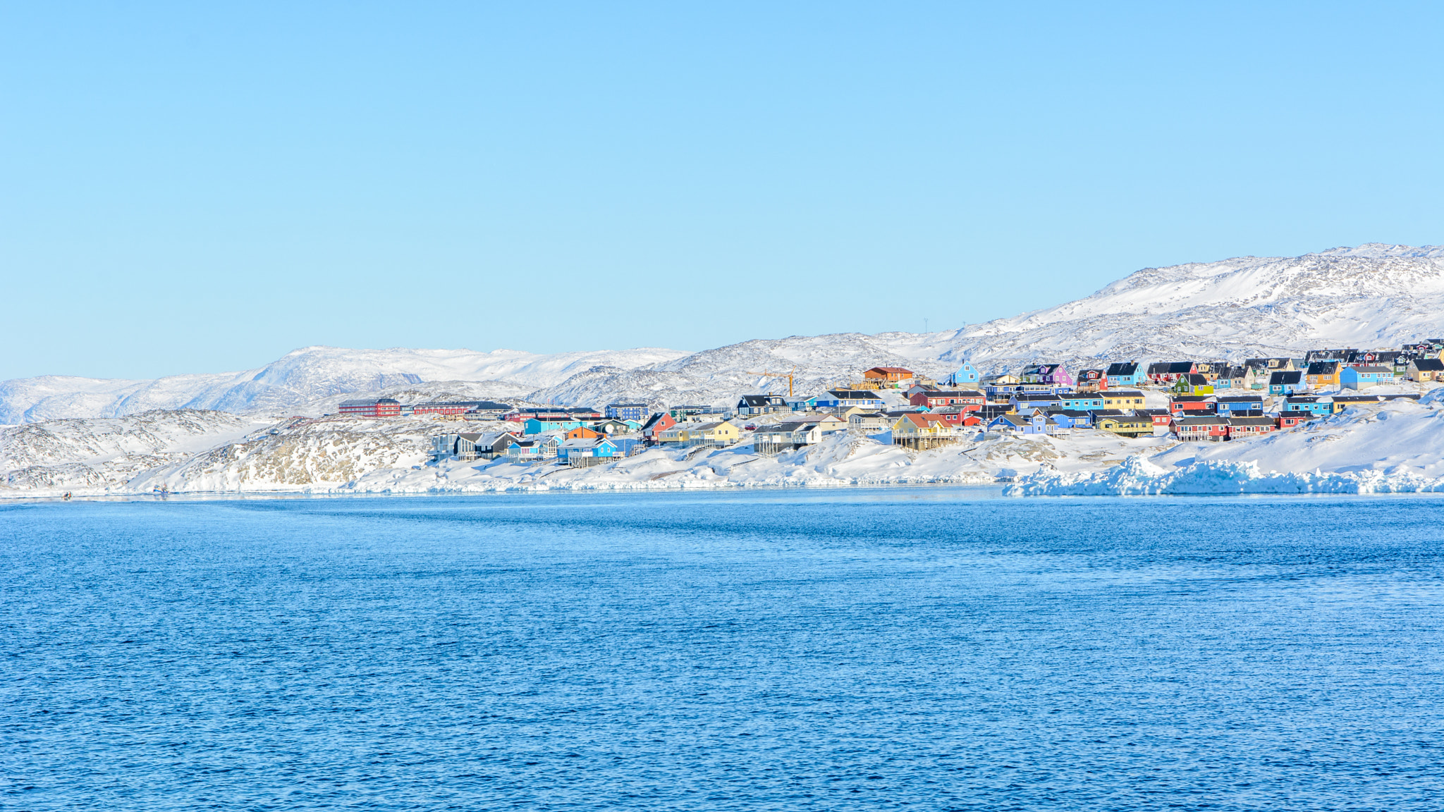 Nikon D7100 + Sigma 17-70mm F2.8-4 DC Macro OS HSM sample photo. Winter in ilulissat photography