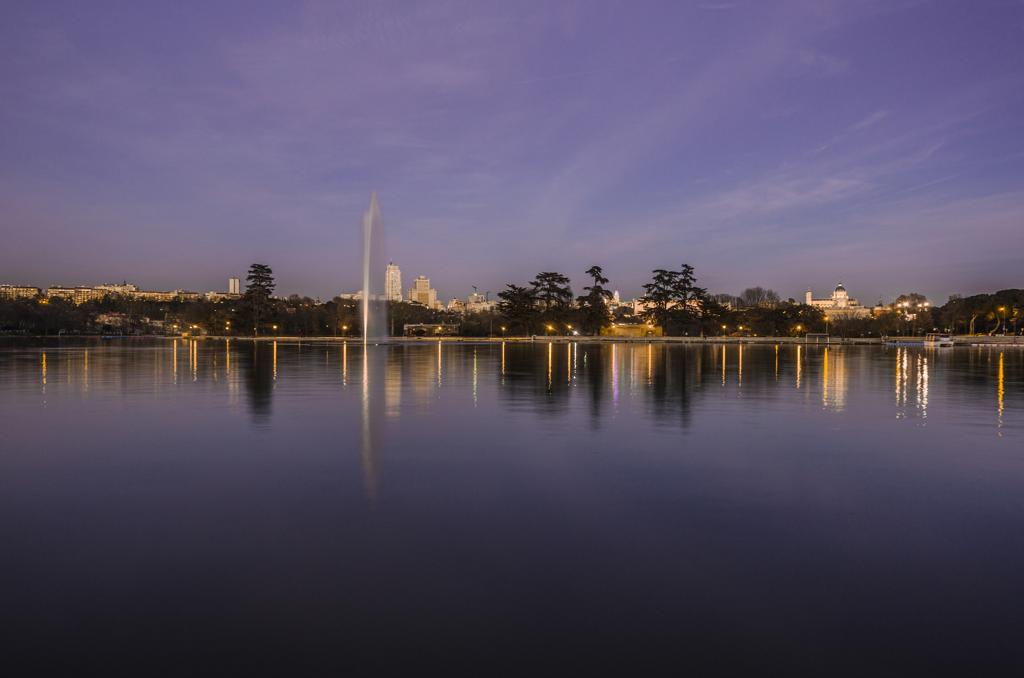 Sigma 10-20mm F4-5.6 EX DC HSM sample photo. Lago al atardecer photography