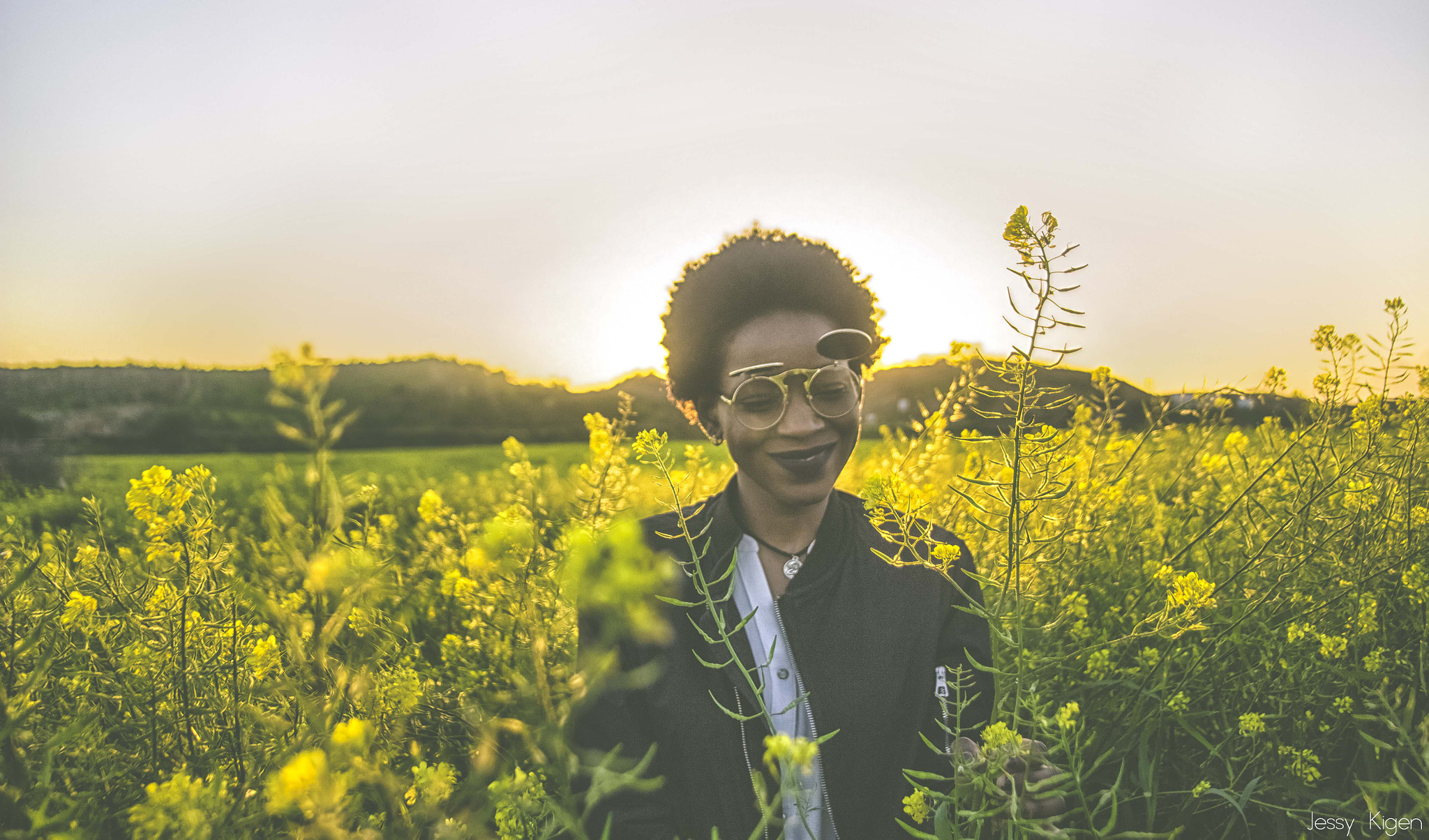 Sigma 17-70mm F2.8-4 DC Macro OS HSM sample photo. “you'll find that life is still worthwhile, if you just smile.” cc fanny lungu photography