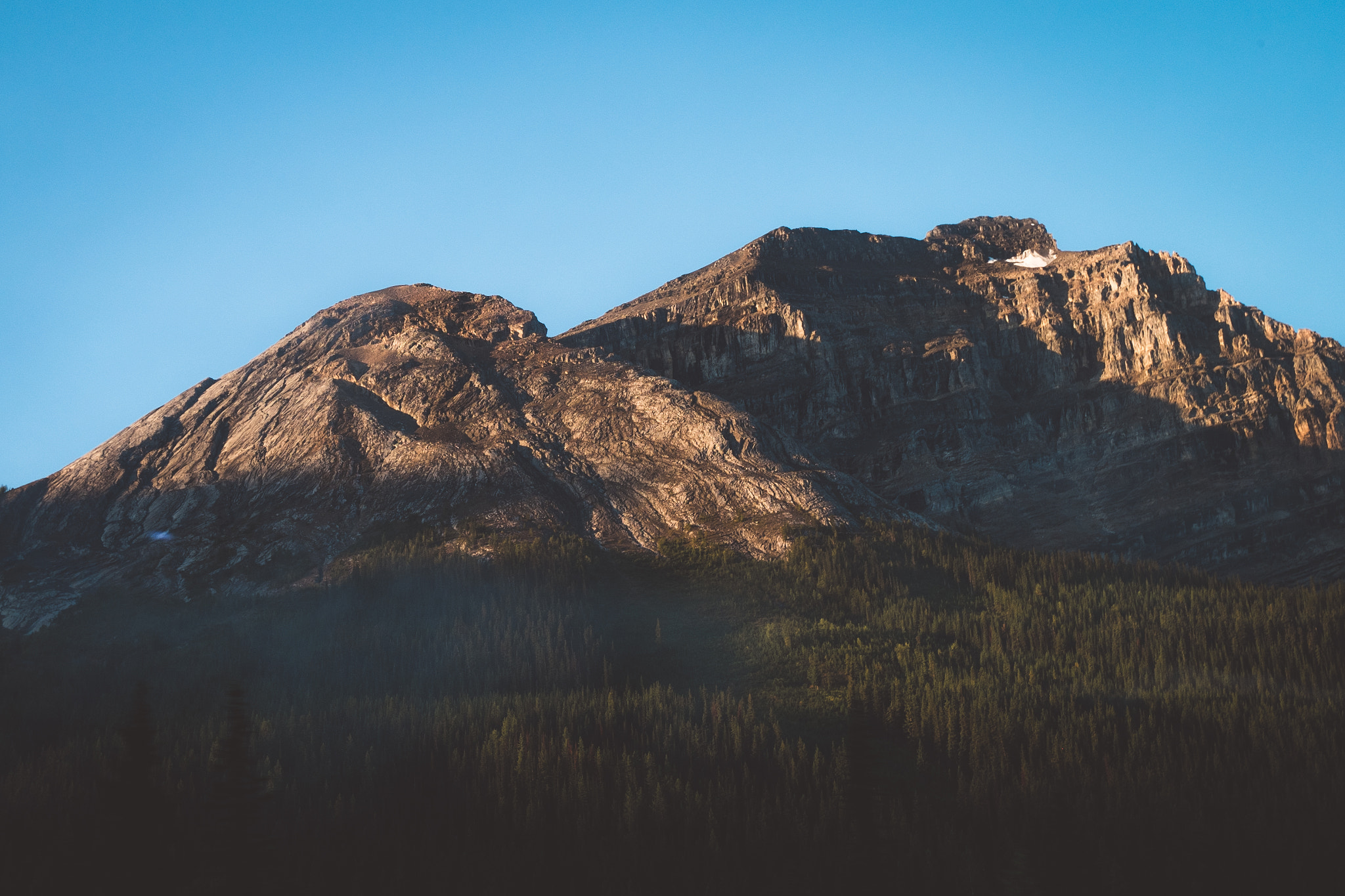 Fujifilm XC 16-50mm F3.5-5.6 OIS sample photo. The light of a brand new day. photography
