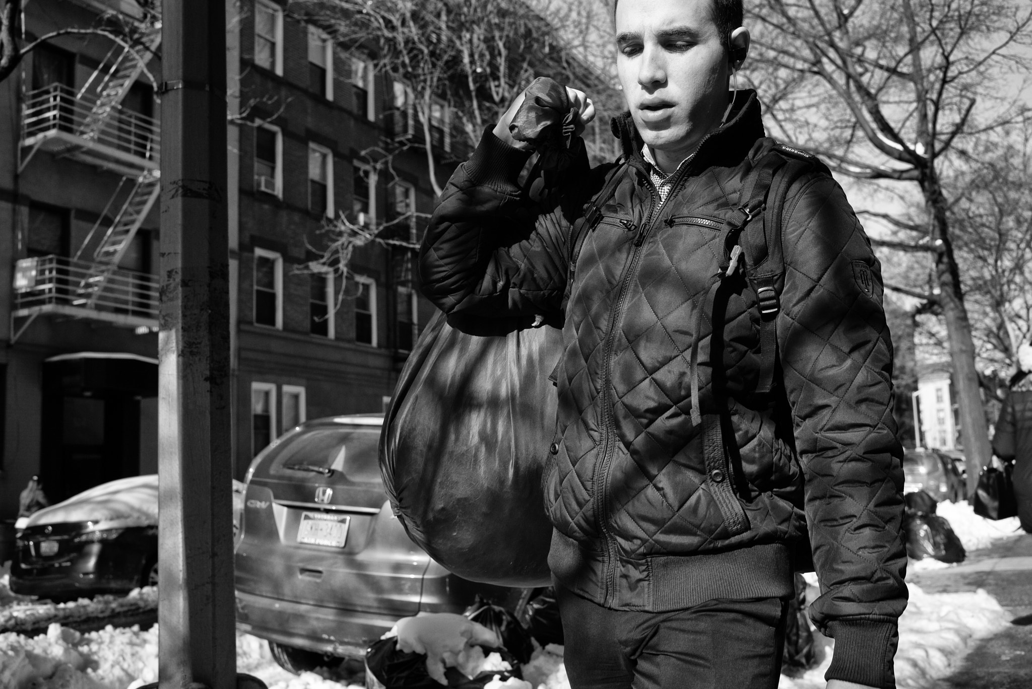 Leica Summilux-M 35mm F1.4 ASPH sample photo. Street photo nyc photography