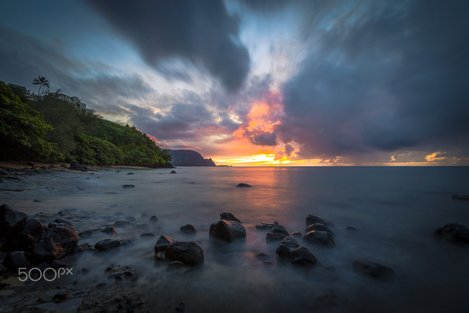 Canon EF 16-35mm F2.8L II USM sample photo. Kauai sunset photography