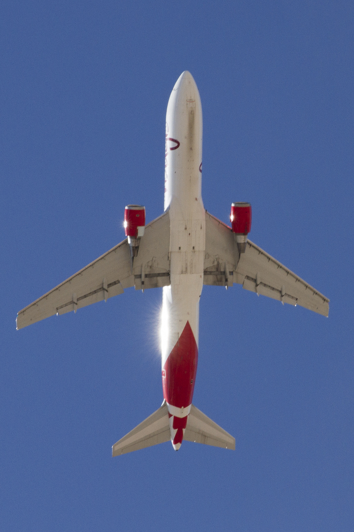 Canon EF 24-70mm F2.8L II USM sample photo. Aircanadarouge overme photography