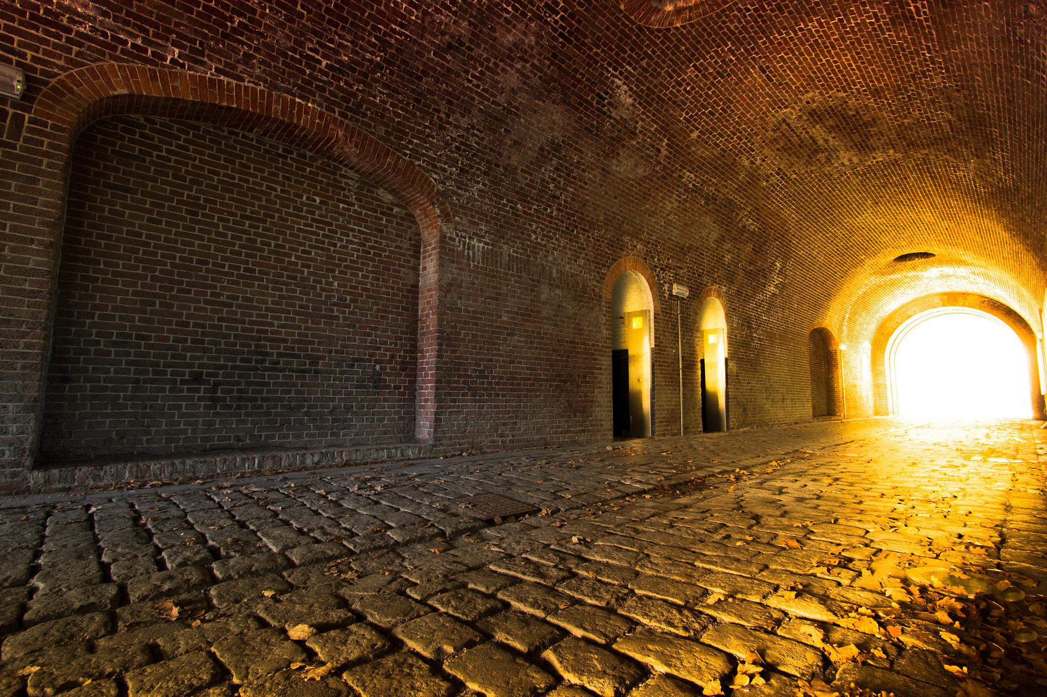 Canon EF-S 10-22mm F3.5-4.5 USM sample photo. Tunnel photography