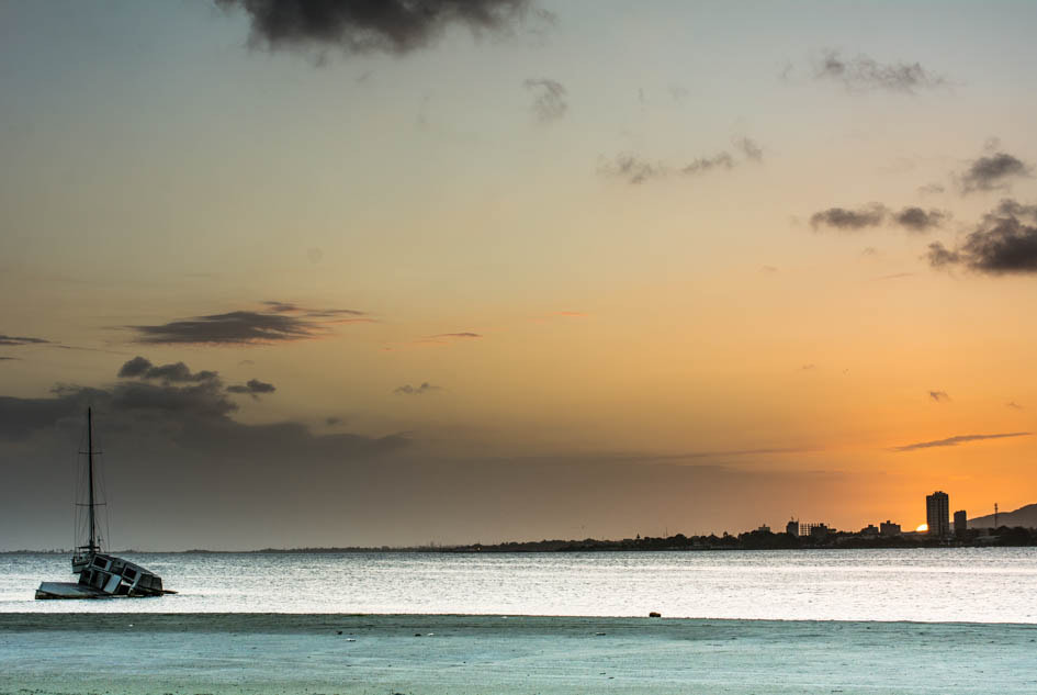 Nikon D7100 + Sigma 50mm F1.4 EX DG HSM sample photo. Cae la tarde y se congela la imagen..!! photography