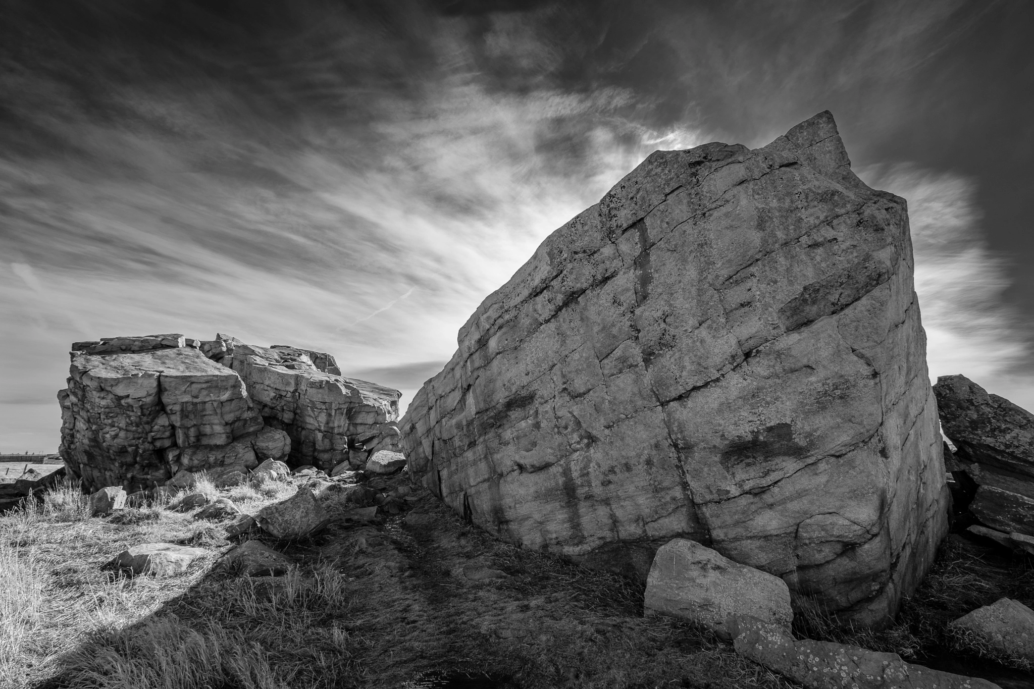 Fujifilm X-T2 + Fujifilm XF 10-24mm F4 R OIS sample photo. Big rock alberta canada photography