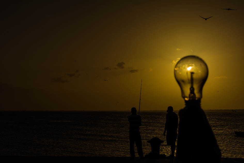 Sigma 50mm F1.4 EX DG HSM sample photo. Iluminando la tarde..!! photography