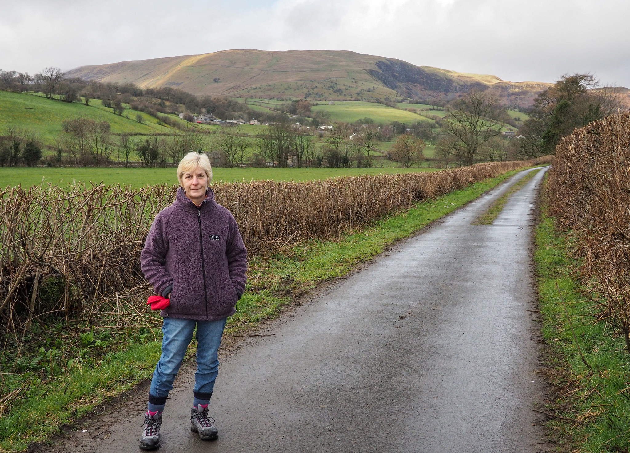 Olympus OM-D E-M10 + Panasonic Lumix G 20mm F1.7 ASPH sample photo. Dentdale march 2017 photography