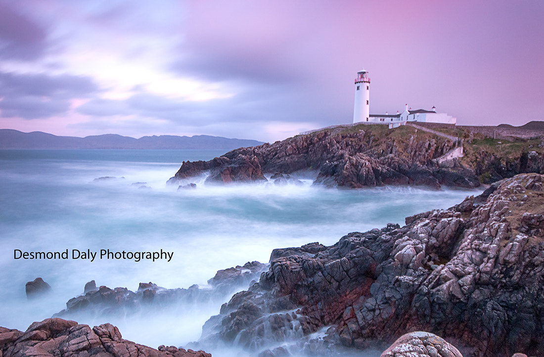 Nikon D300 + Sigma 10-20mm F4-5.6 EX DC HSM sample photo. Breaking waves at fanad photography