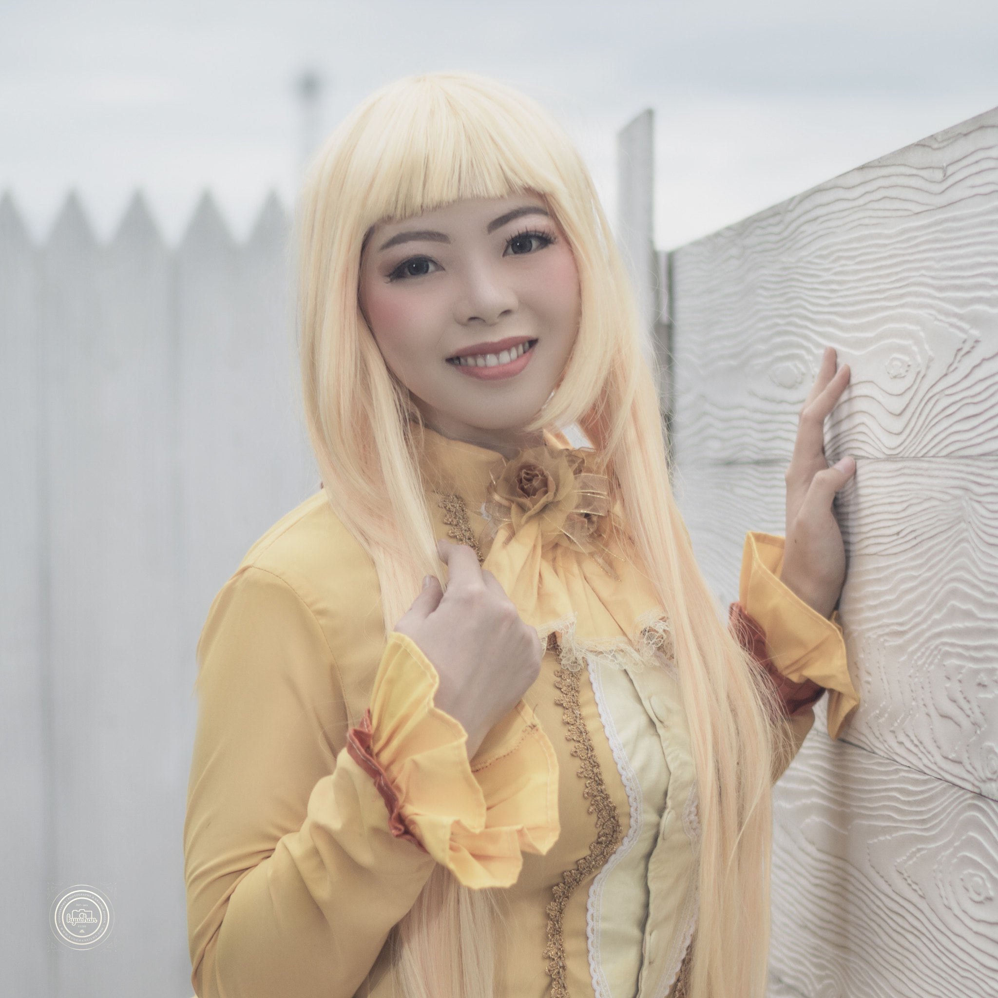 FE 35mm F0 ZA sample photo. Yellow lolita photography